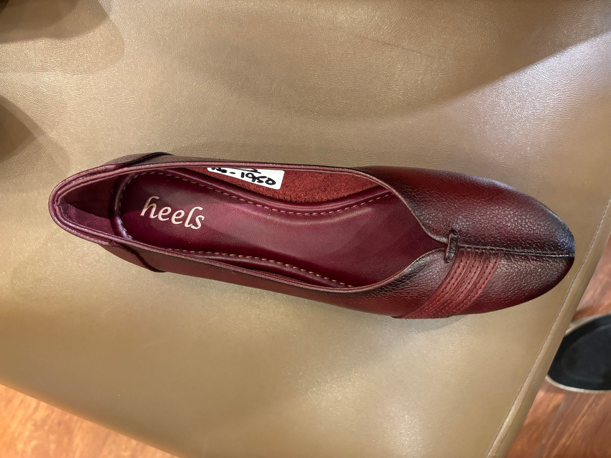 Stripes Classic Leather Loafers