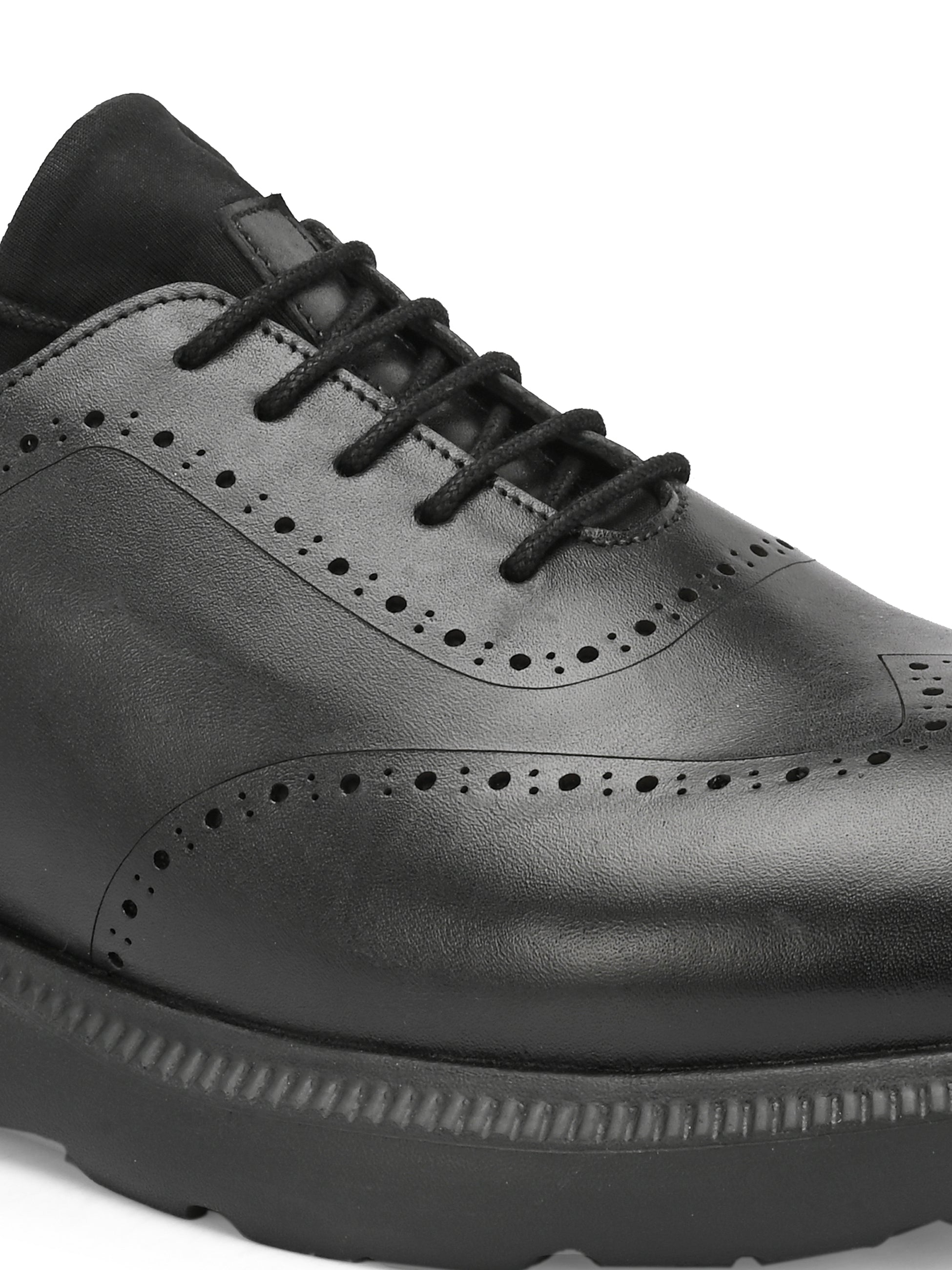 Trossard Cloud Leather Sneakers - The Heels India