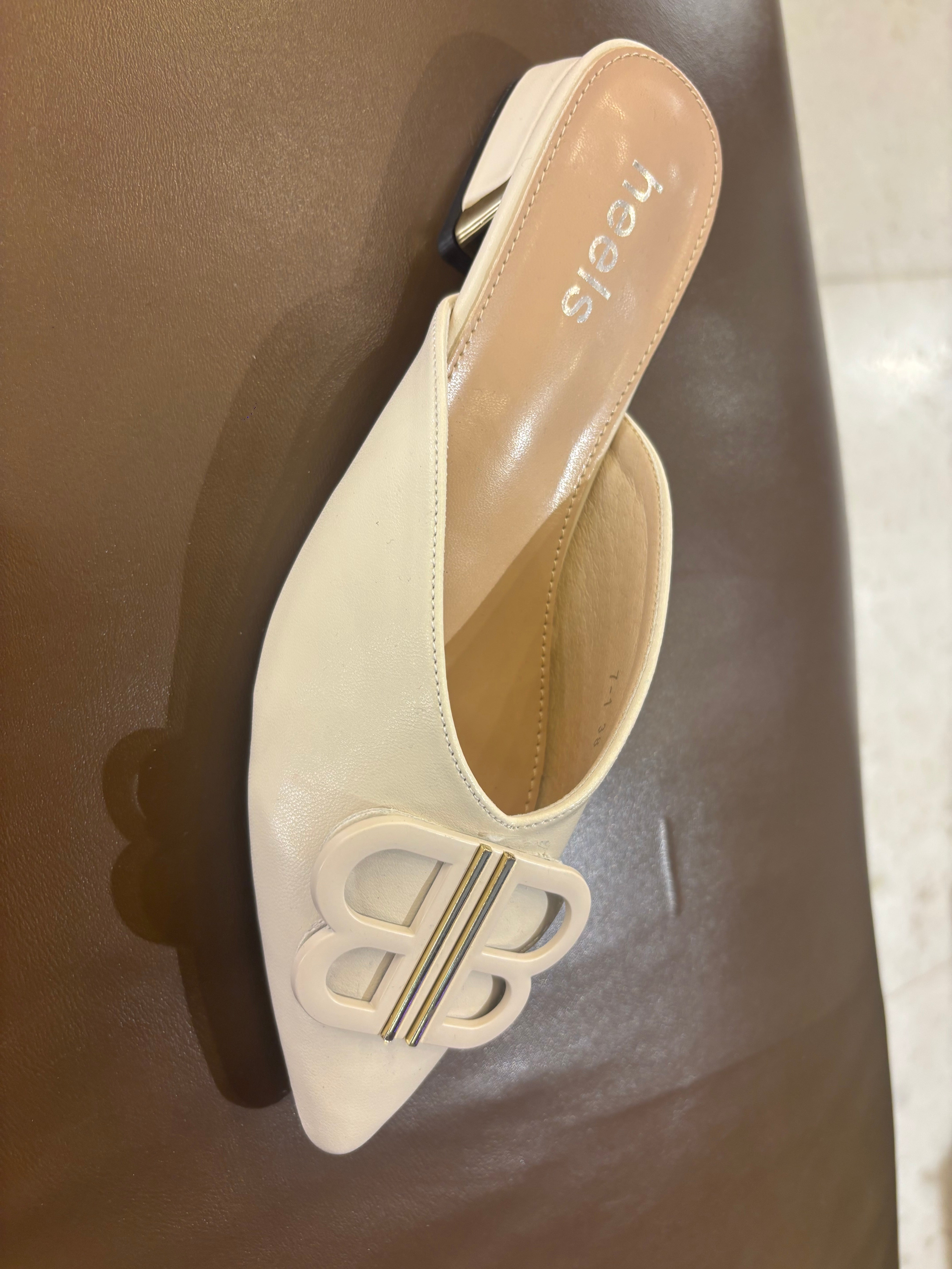 Linda Mid Heel Cushioned Back Open Pointed Mules