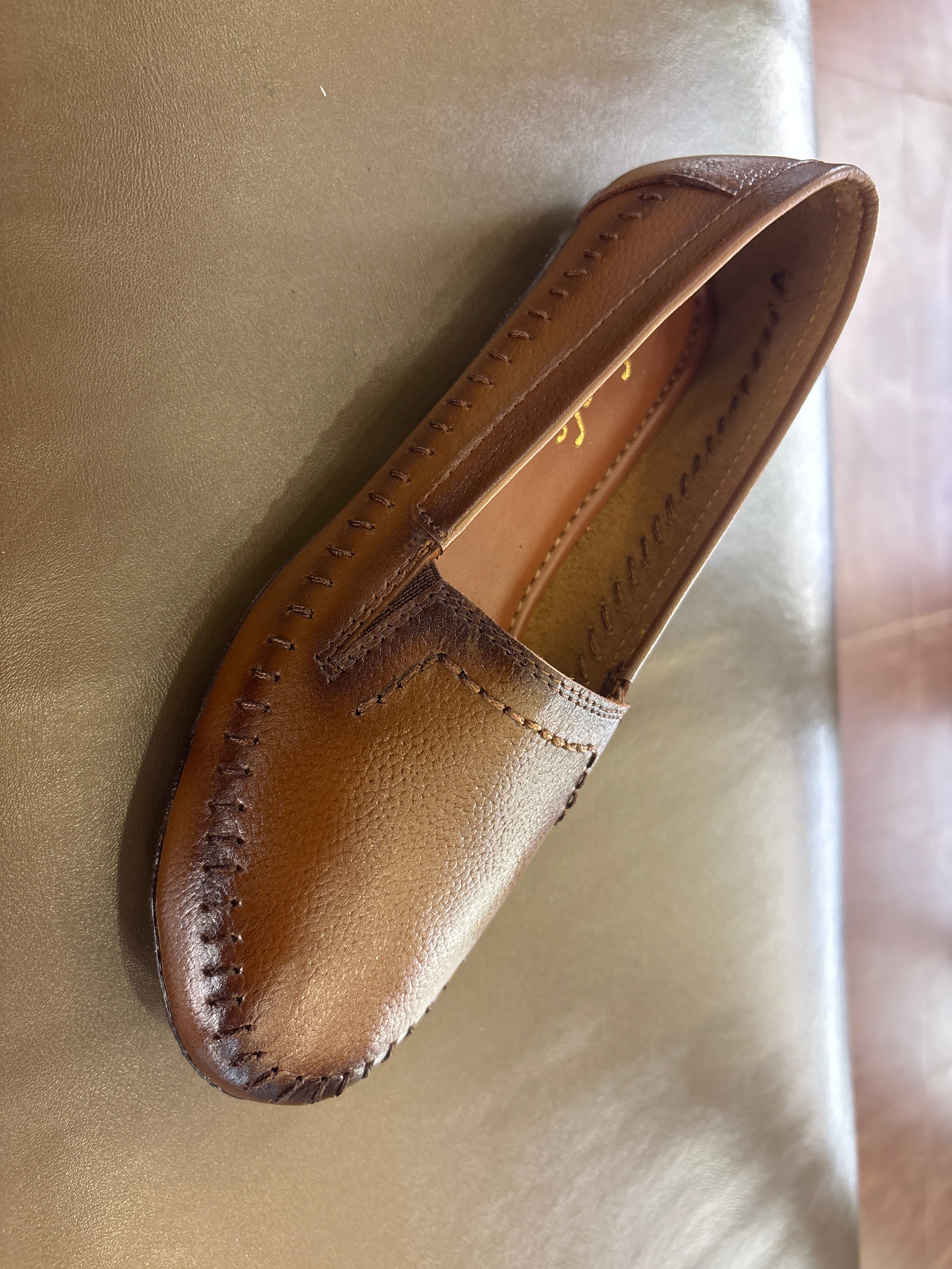 Lizzy Leather Classic Ballerinas - The Heels India