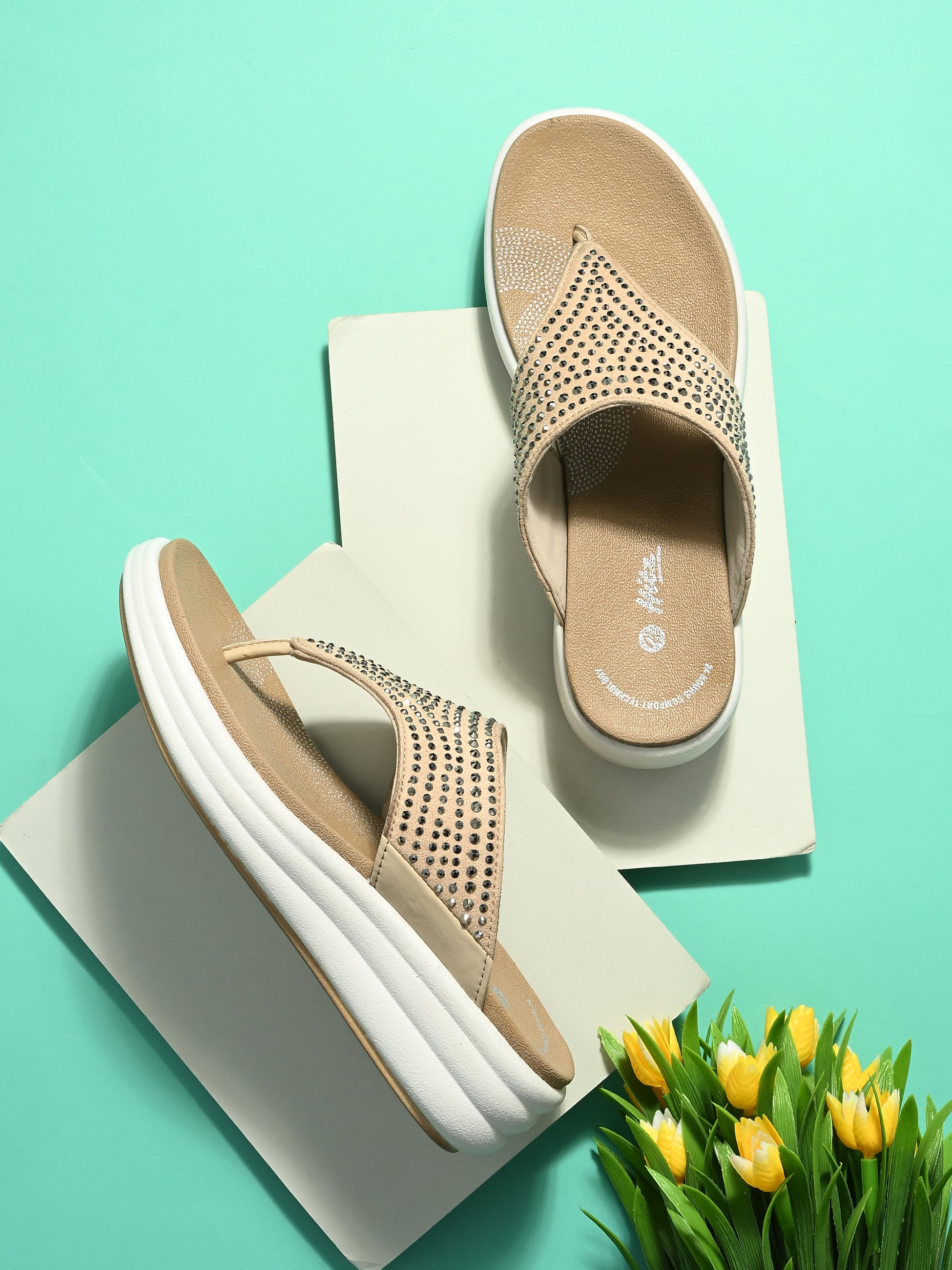 Aveline Cushioned Slippers
