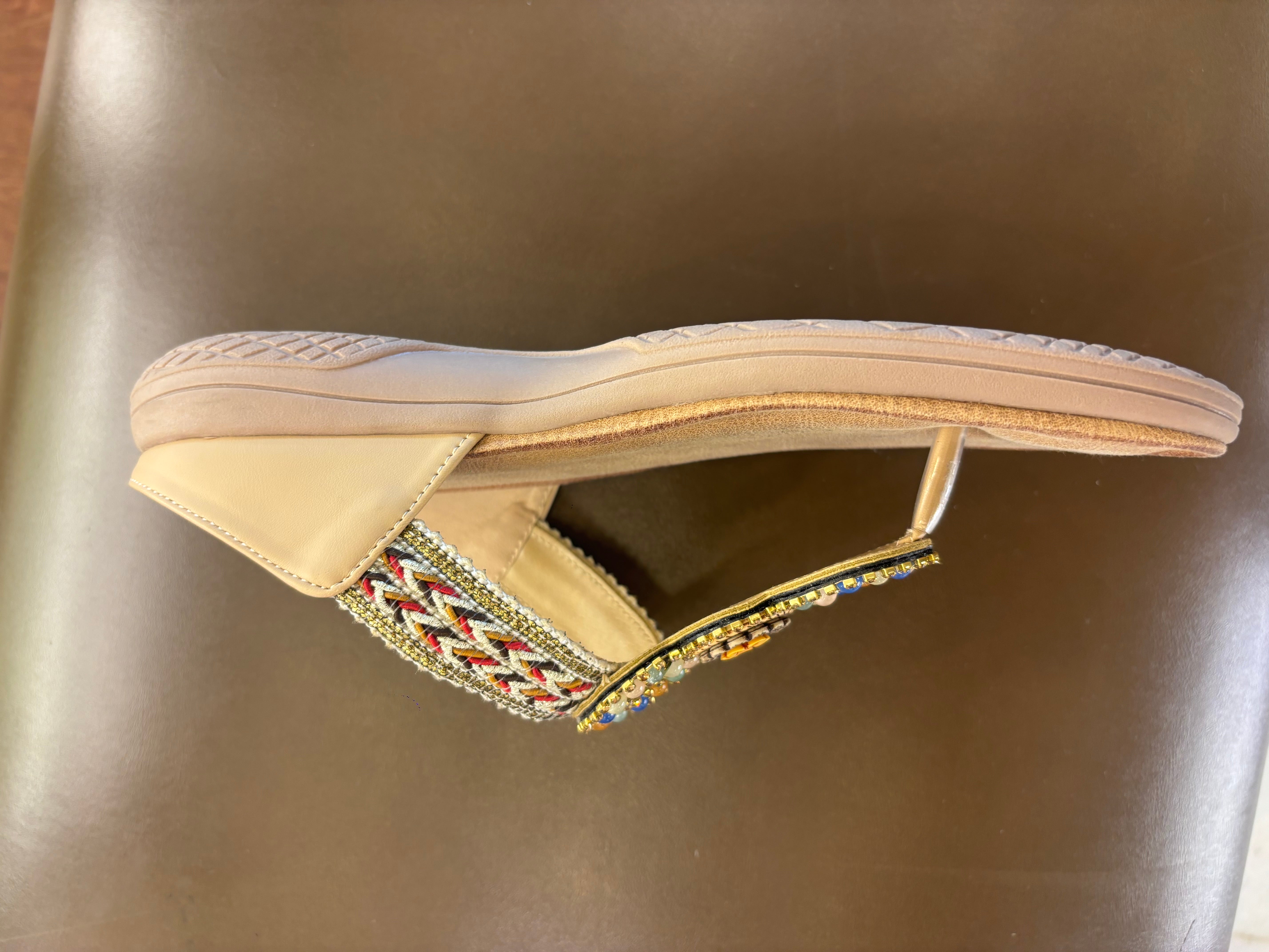 Thalassa Embroidered Cushioned Slippers