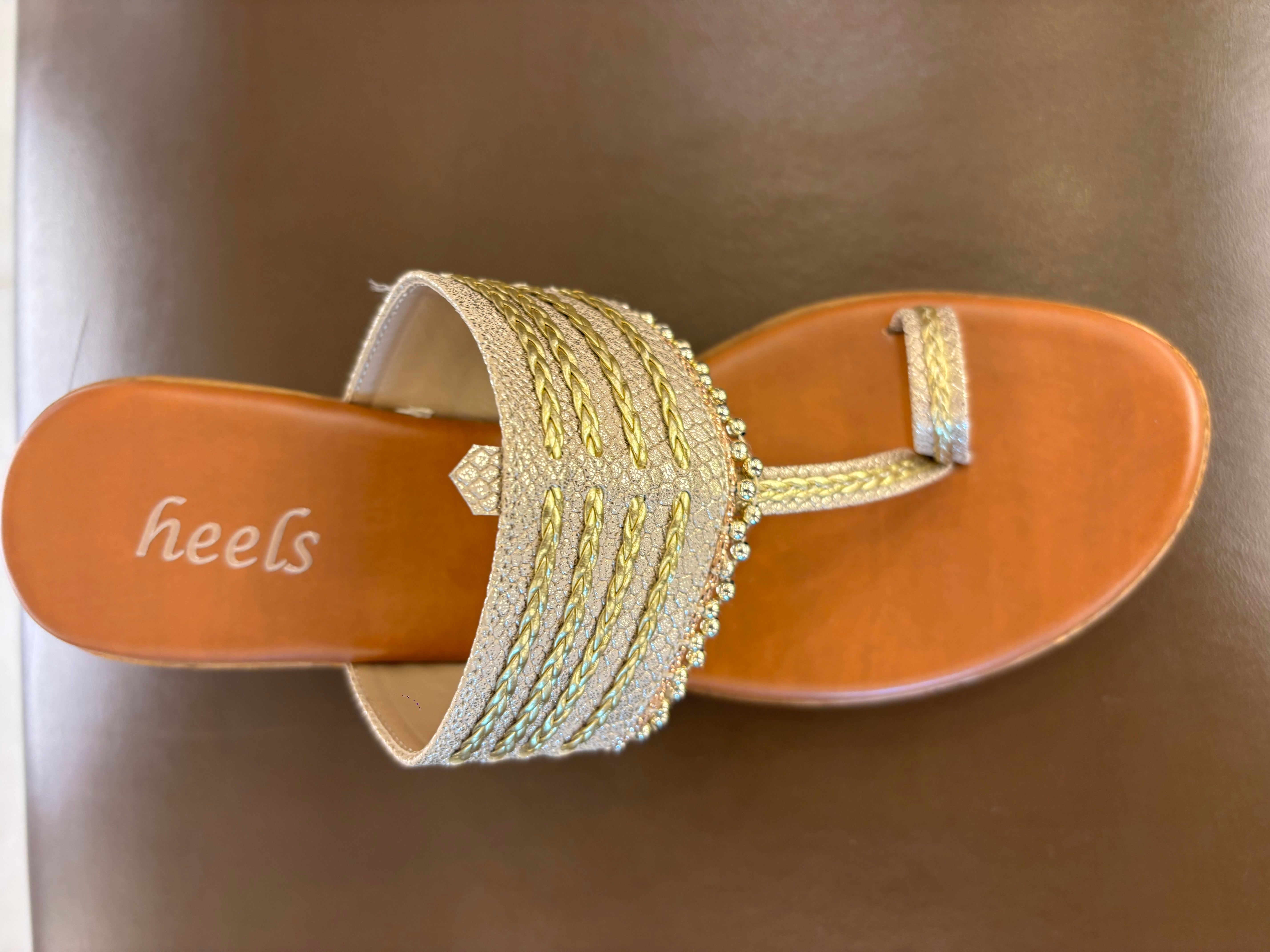 Zeeba Wedge Heel Kohlapuris