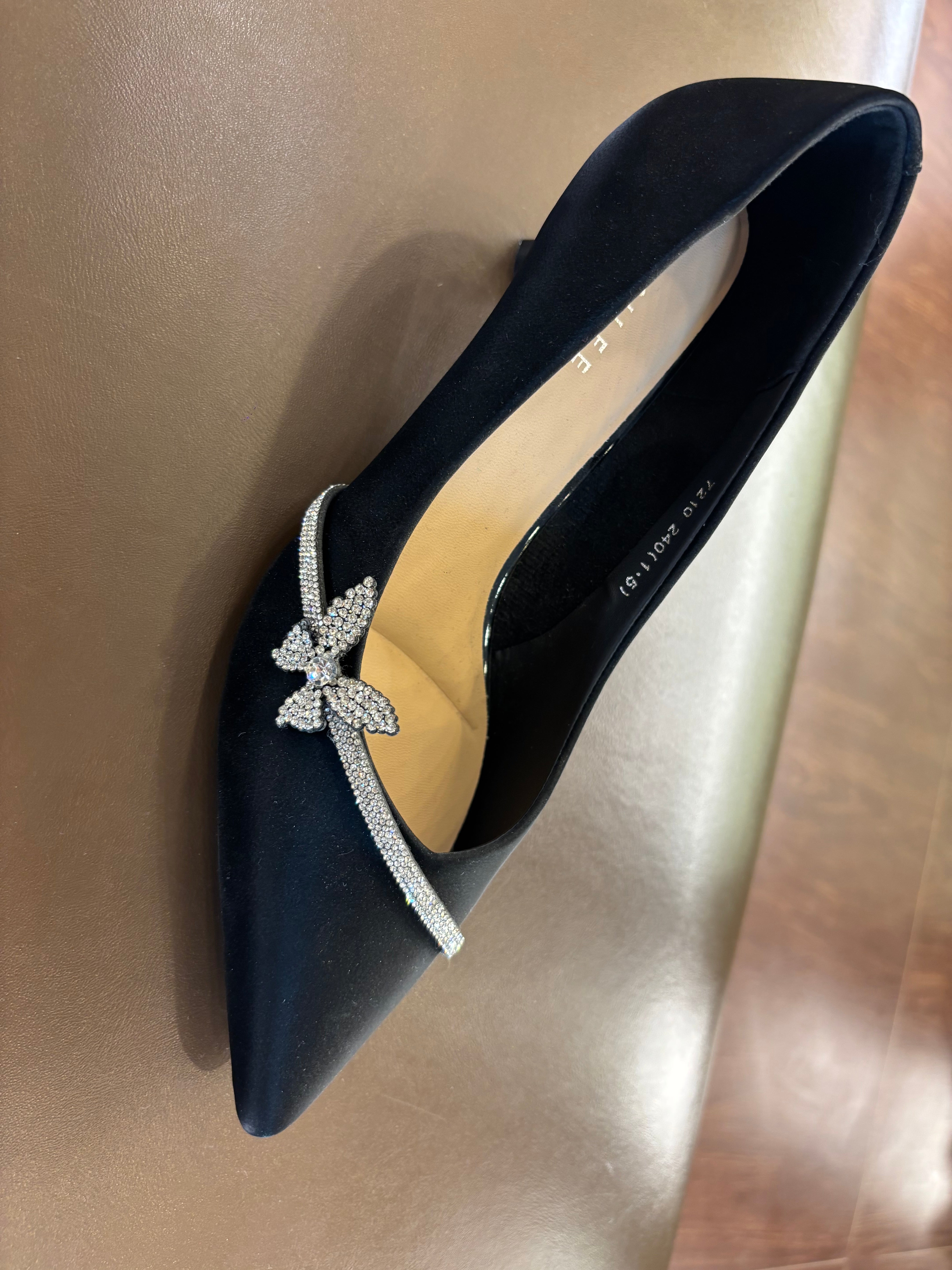 Pointed Toe Kitten Heel Pump with Crystal Butterfly