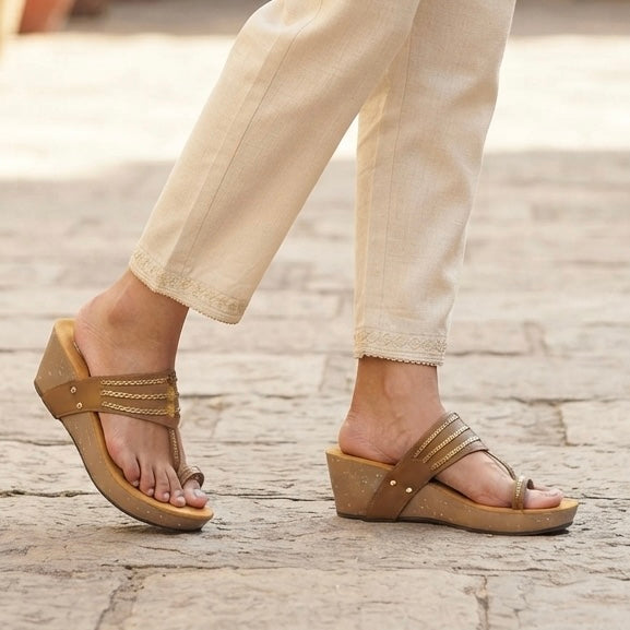 Zehra Wedge Heel Kohlapuris