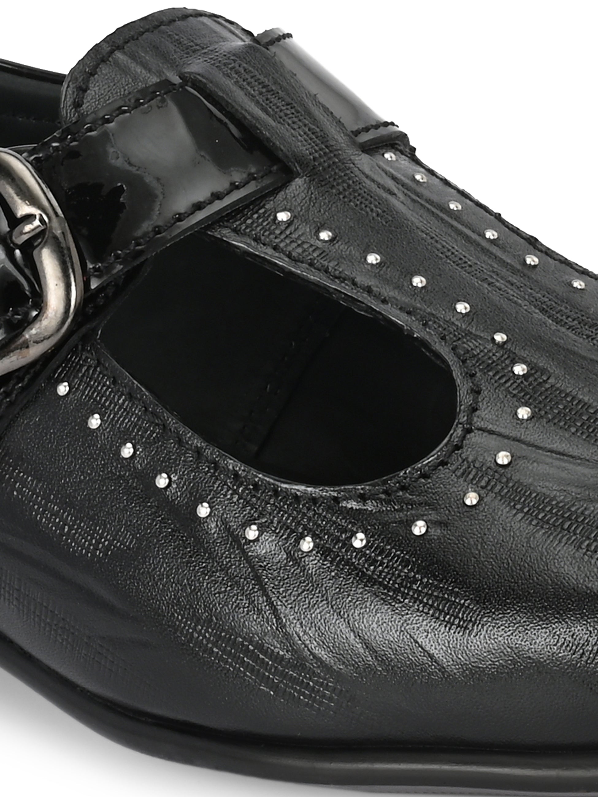 Caesar Ethnic Leather Roman Sandals - The Heels India