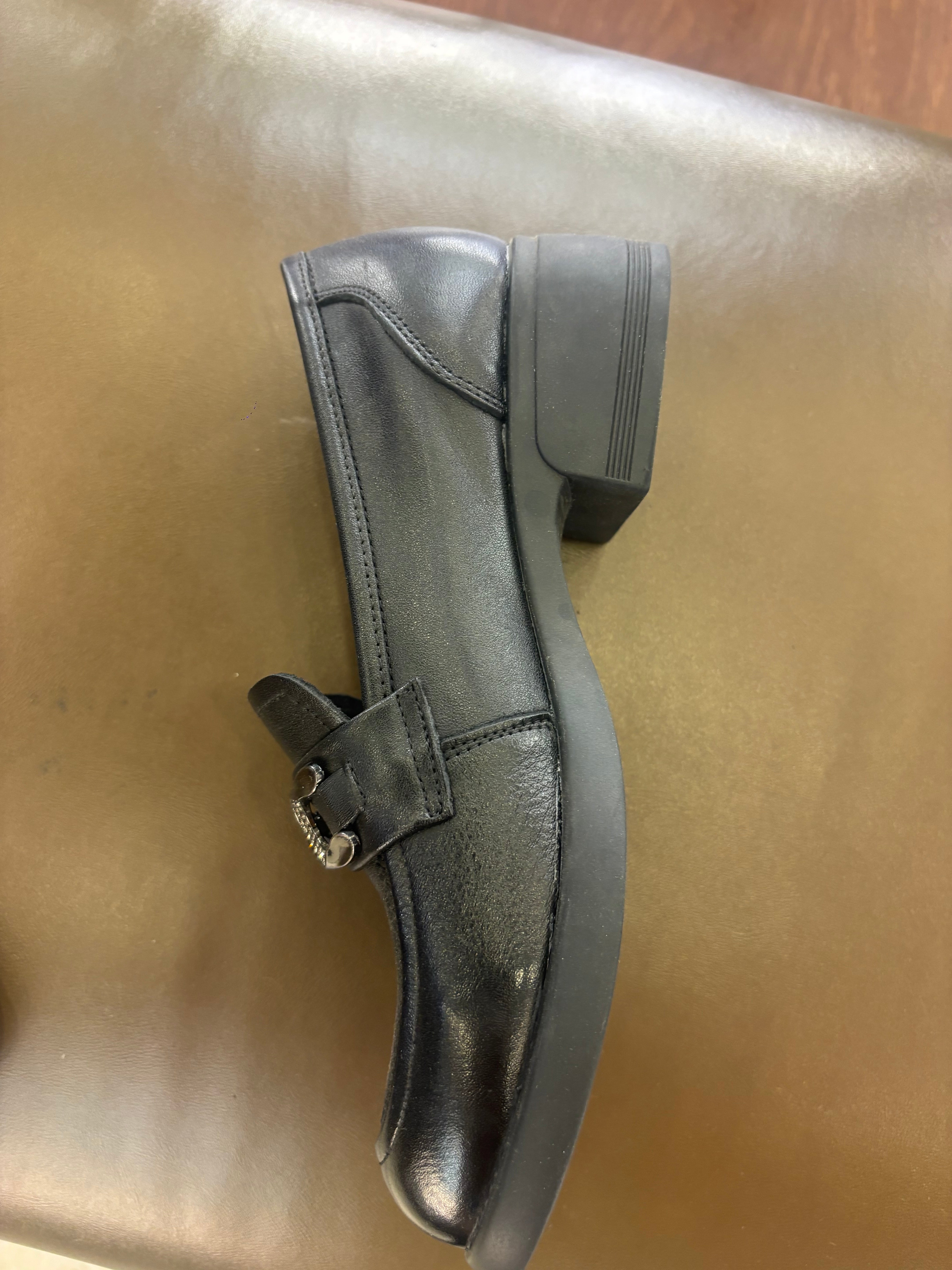 Kelly Premium Leather Mid Heel Loafers