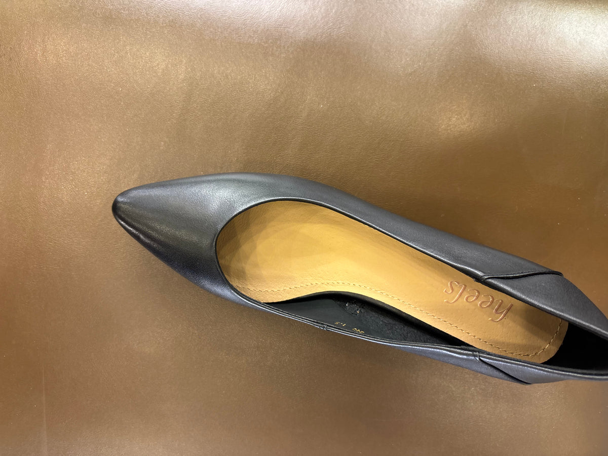 Emma 2.0 Premium Leather Kitten Heel Pumps