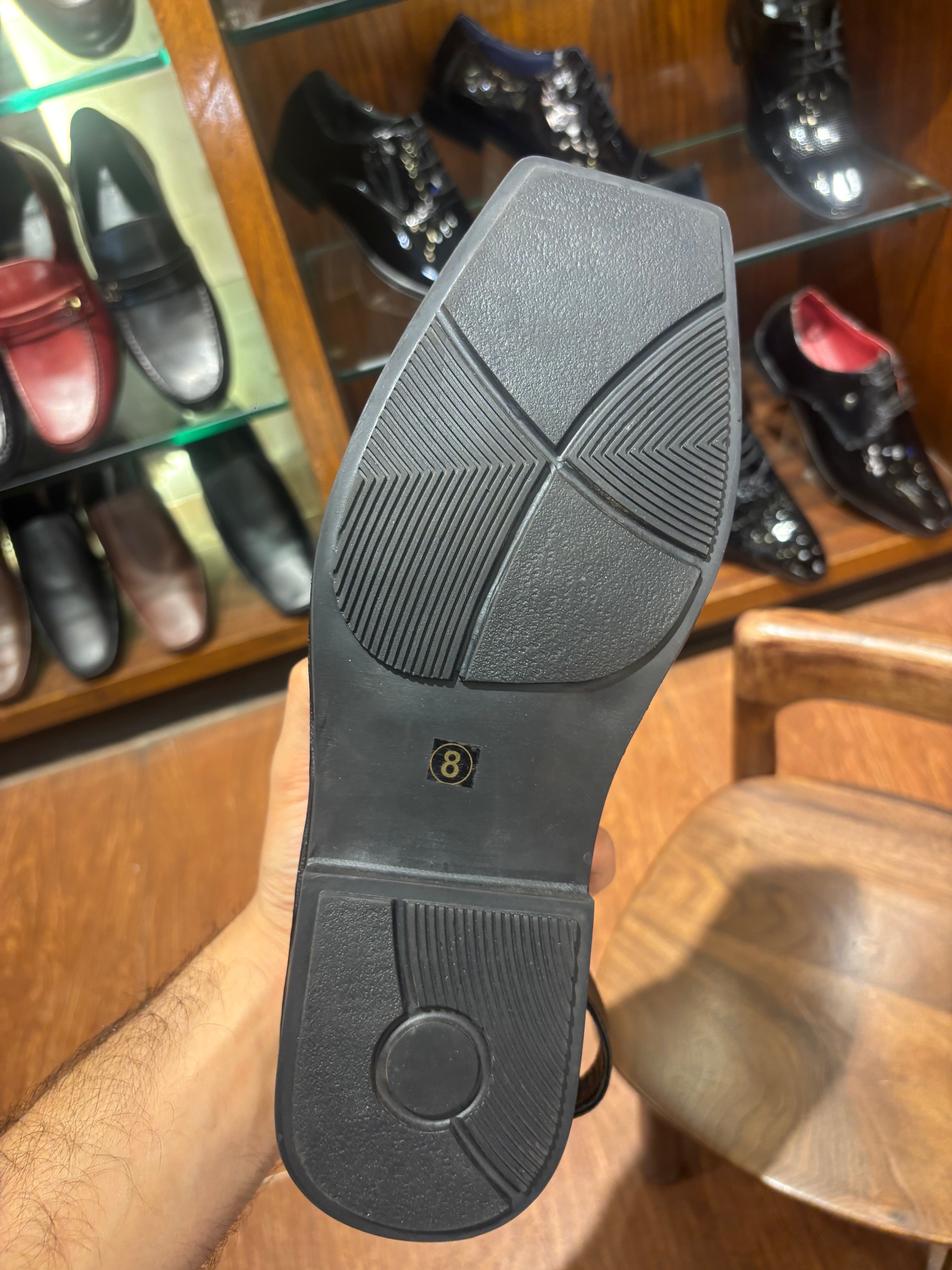 Cesar Leather Ethnic T Cut Peshawari Sandals