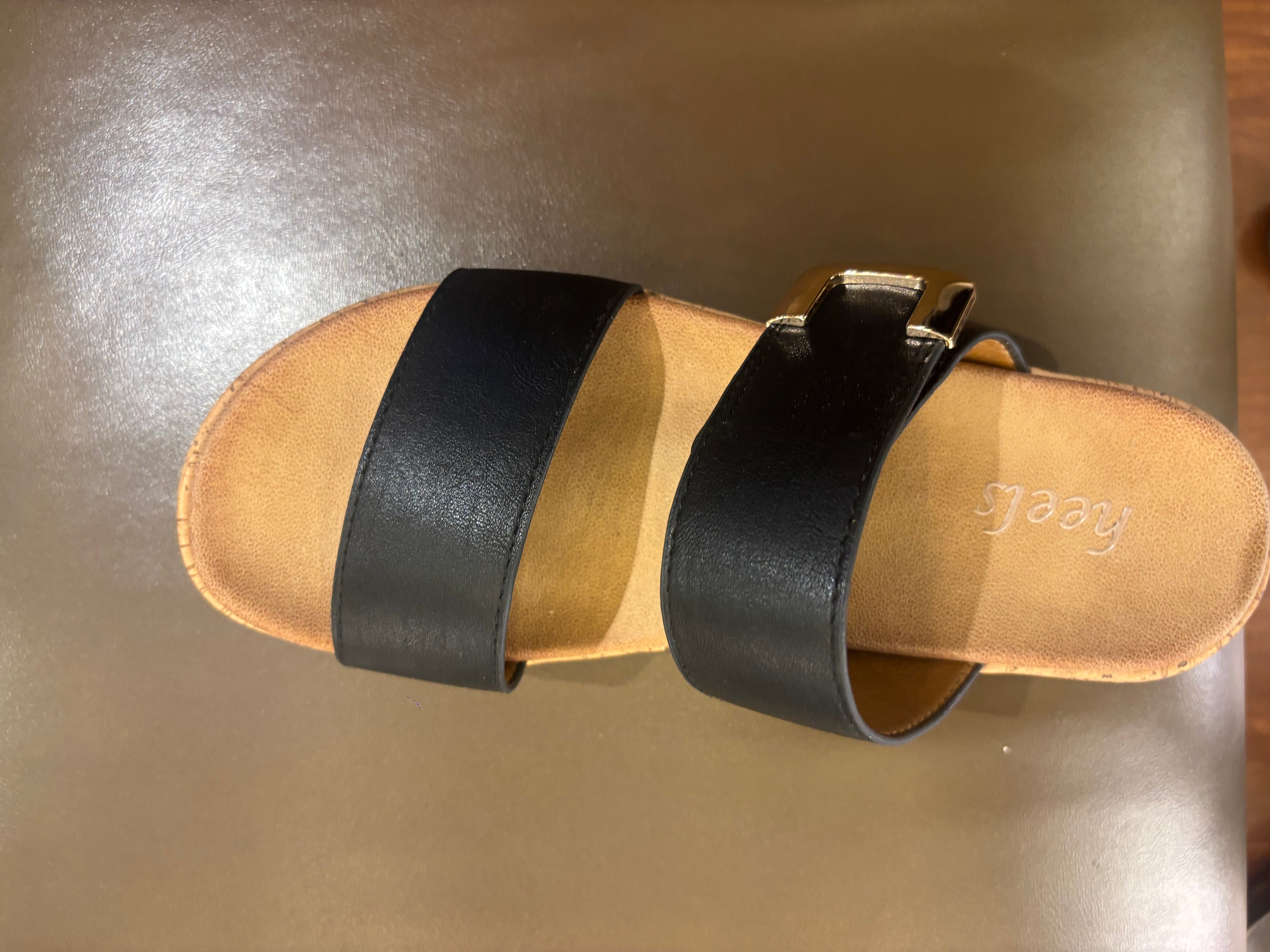 Chelsea Comfort Slippers – Cushioned Velcro Strap