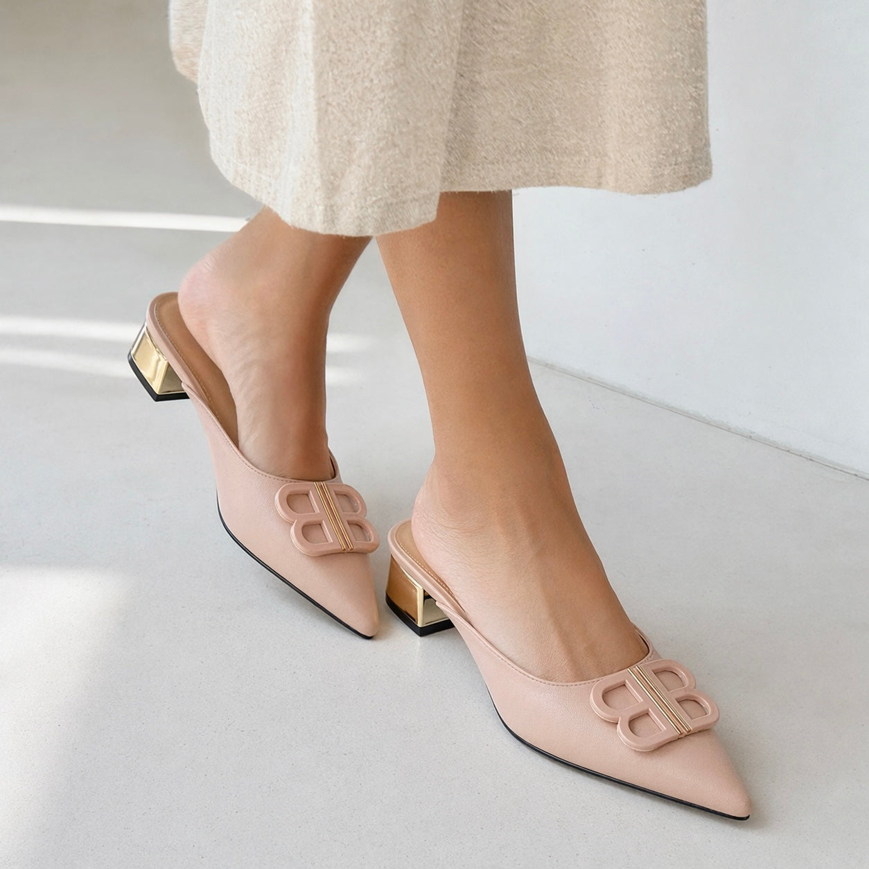 Linda Mid Heel Cushioned Back Open Pointed Mules