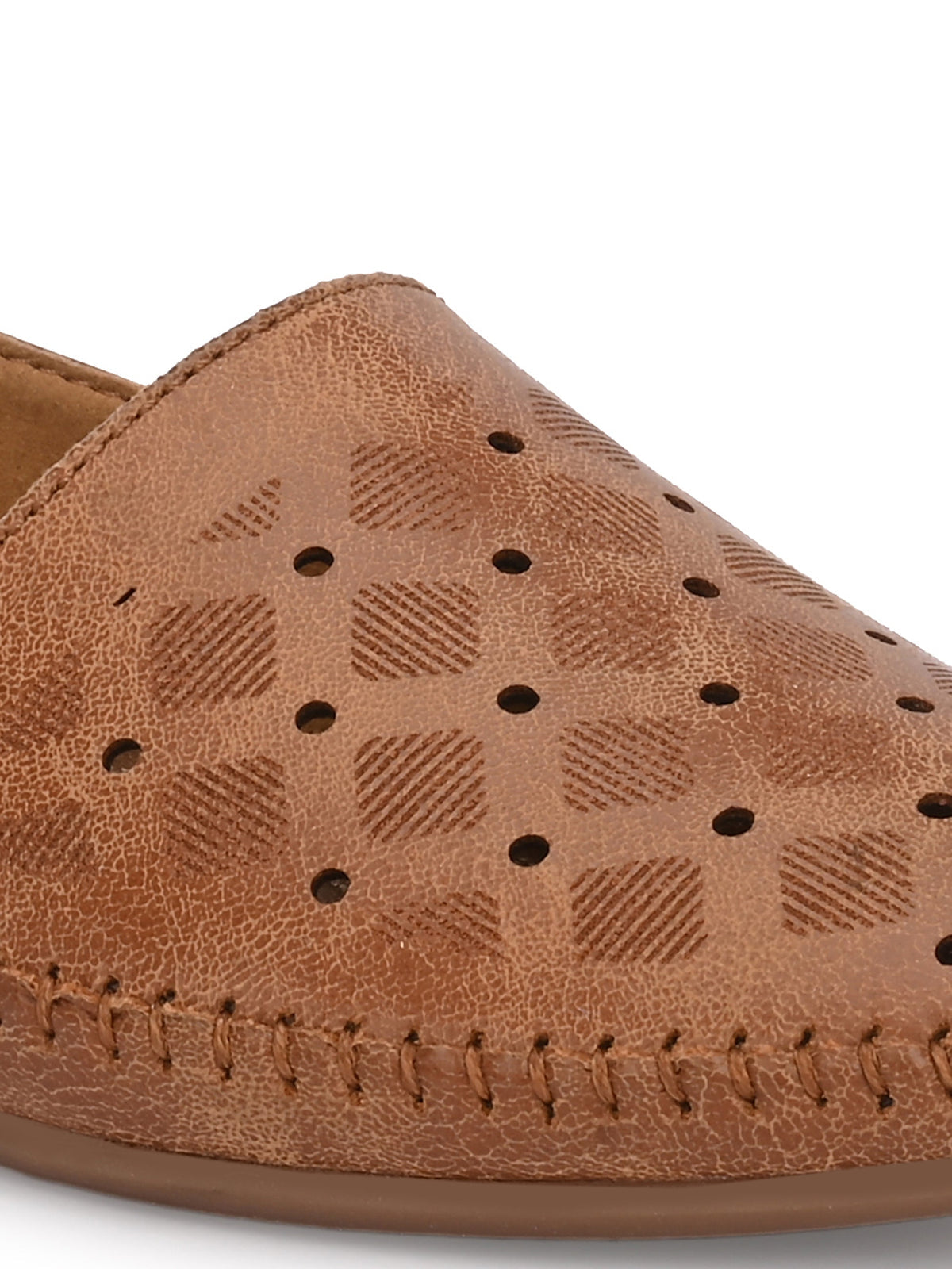 Estrella Perforated Cushioned Leather Ballerinas
