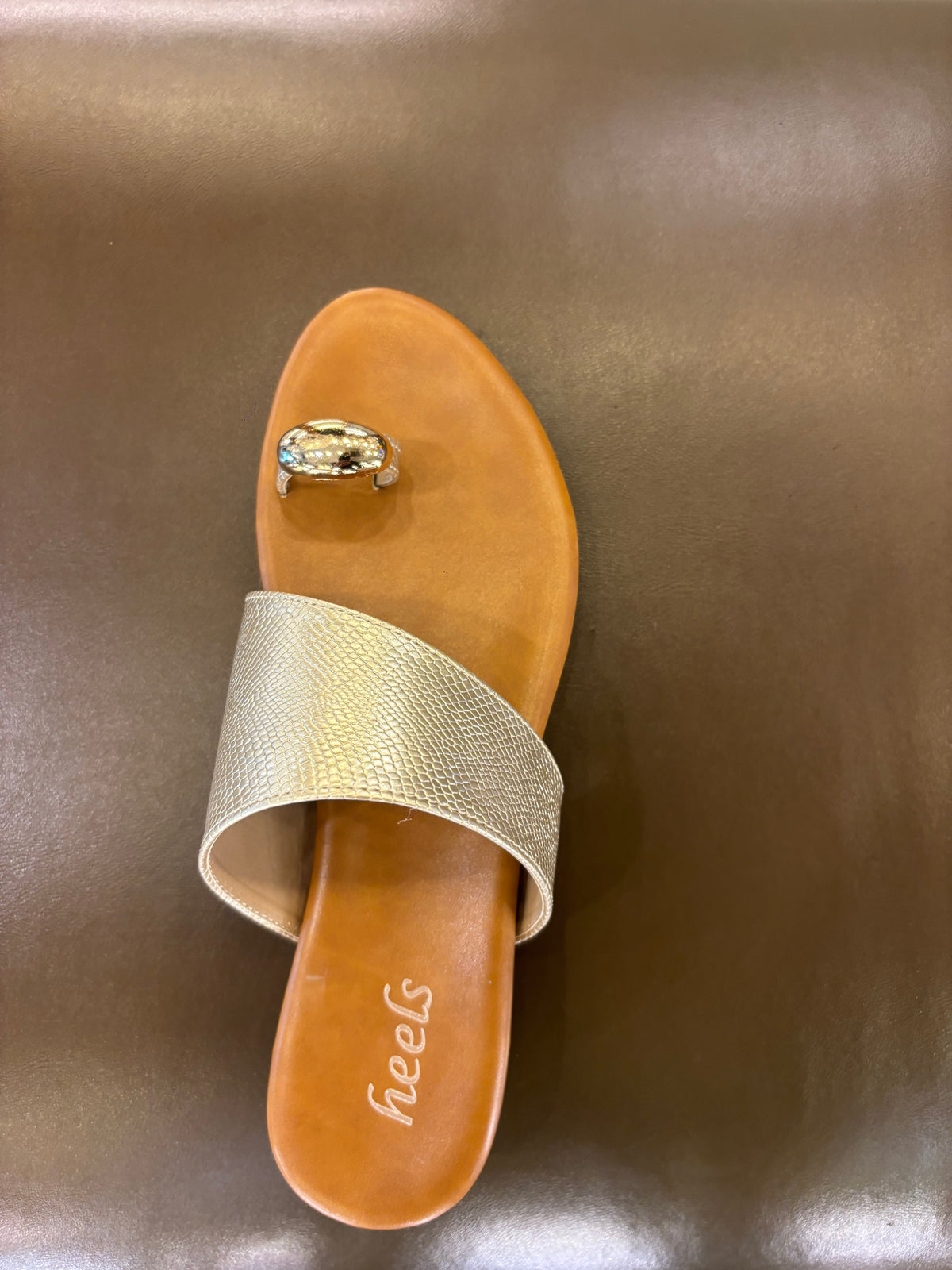 Nova 3.0 Buckled Cushioned Thumb Sliders in Gold - The Heels India