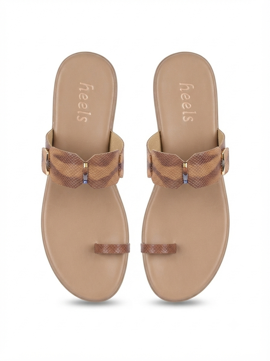 Quincy Comfort Wedge Heel Thumb Slippers