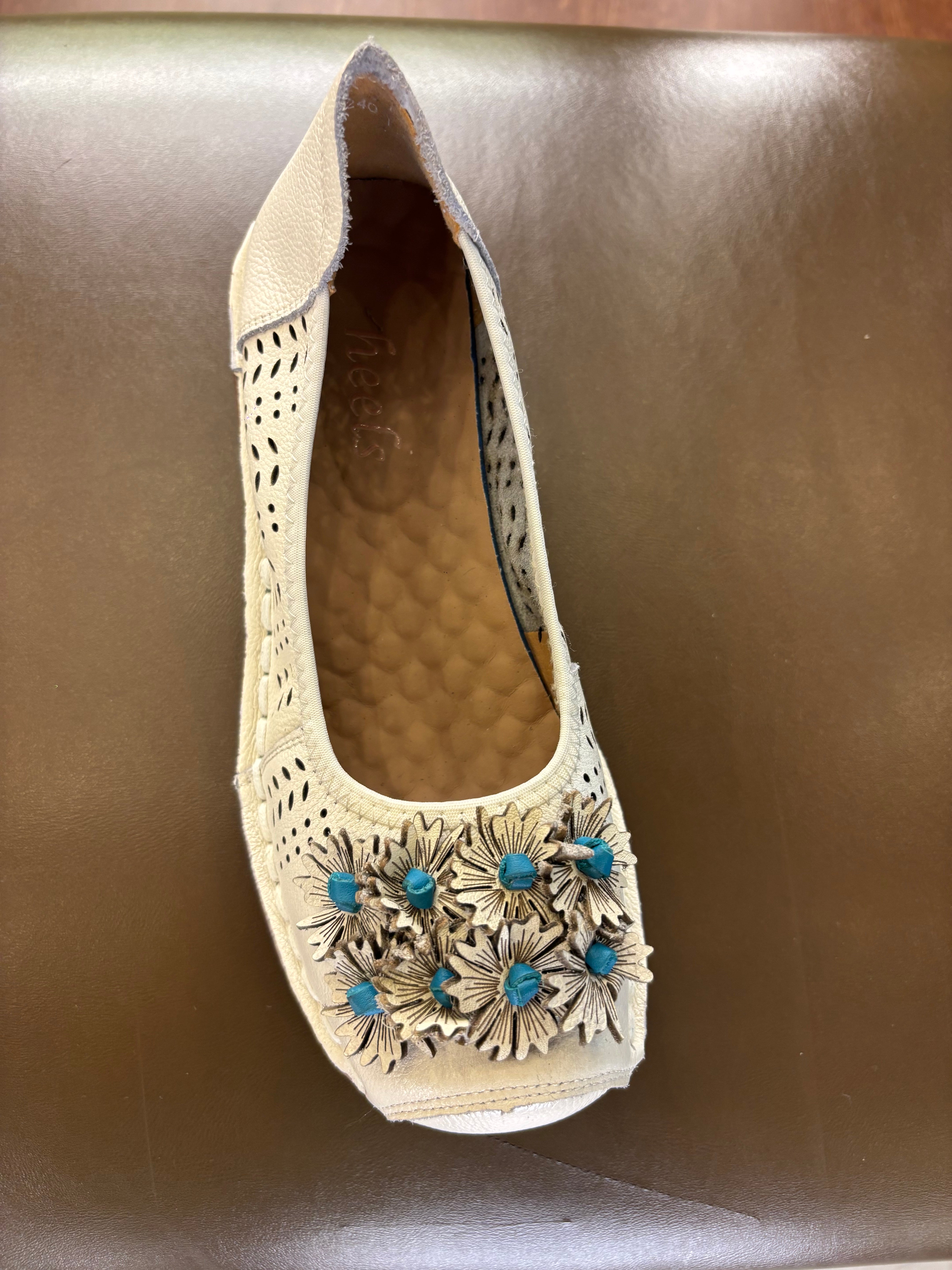 Flora 6.0 Premium Leather Cushioned Wedge Ballerinas