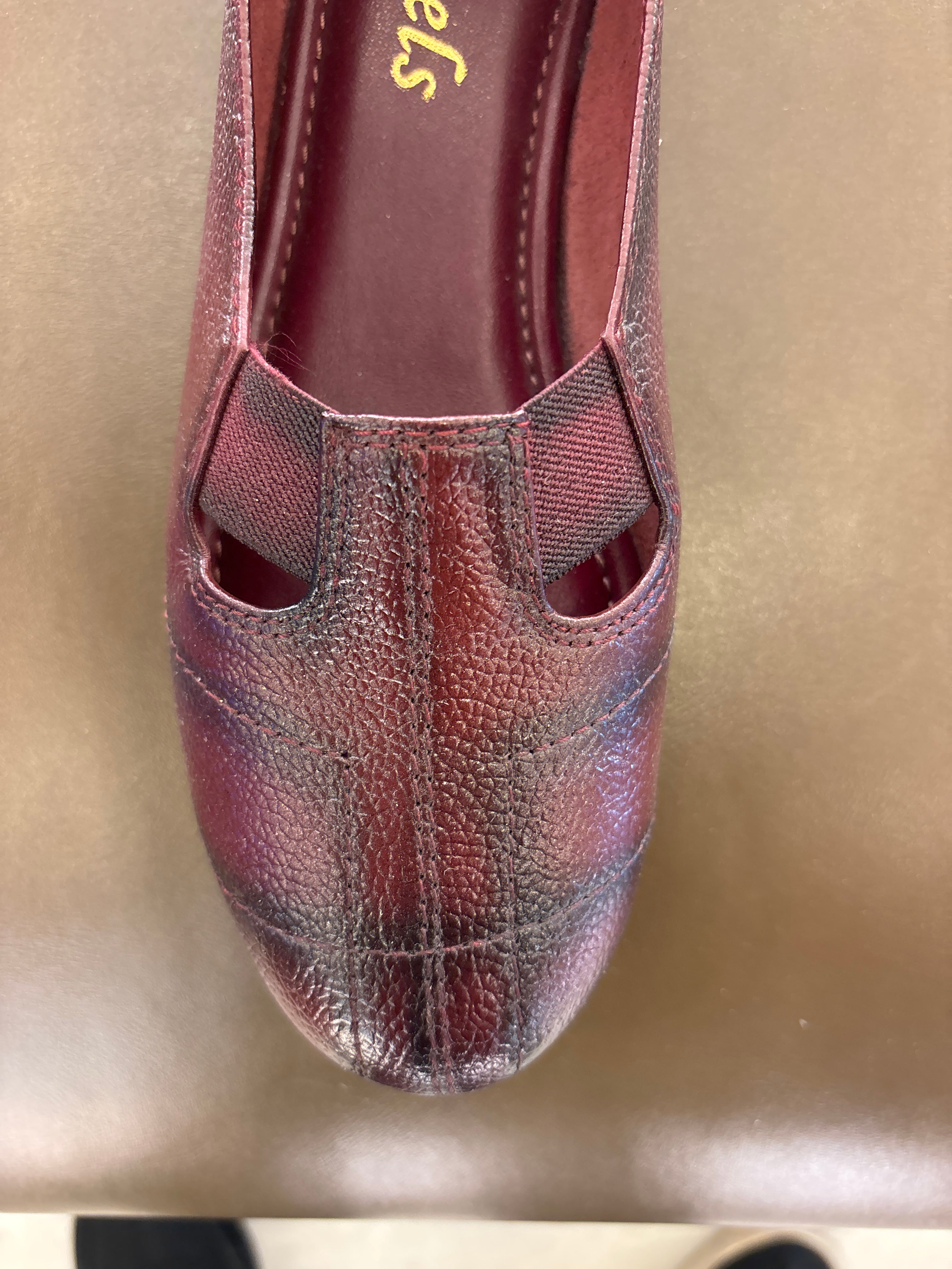 Ellie Classic Stitched Leather Elastic Ballerinas - The Heels India
