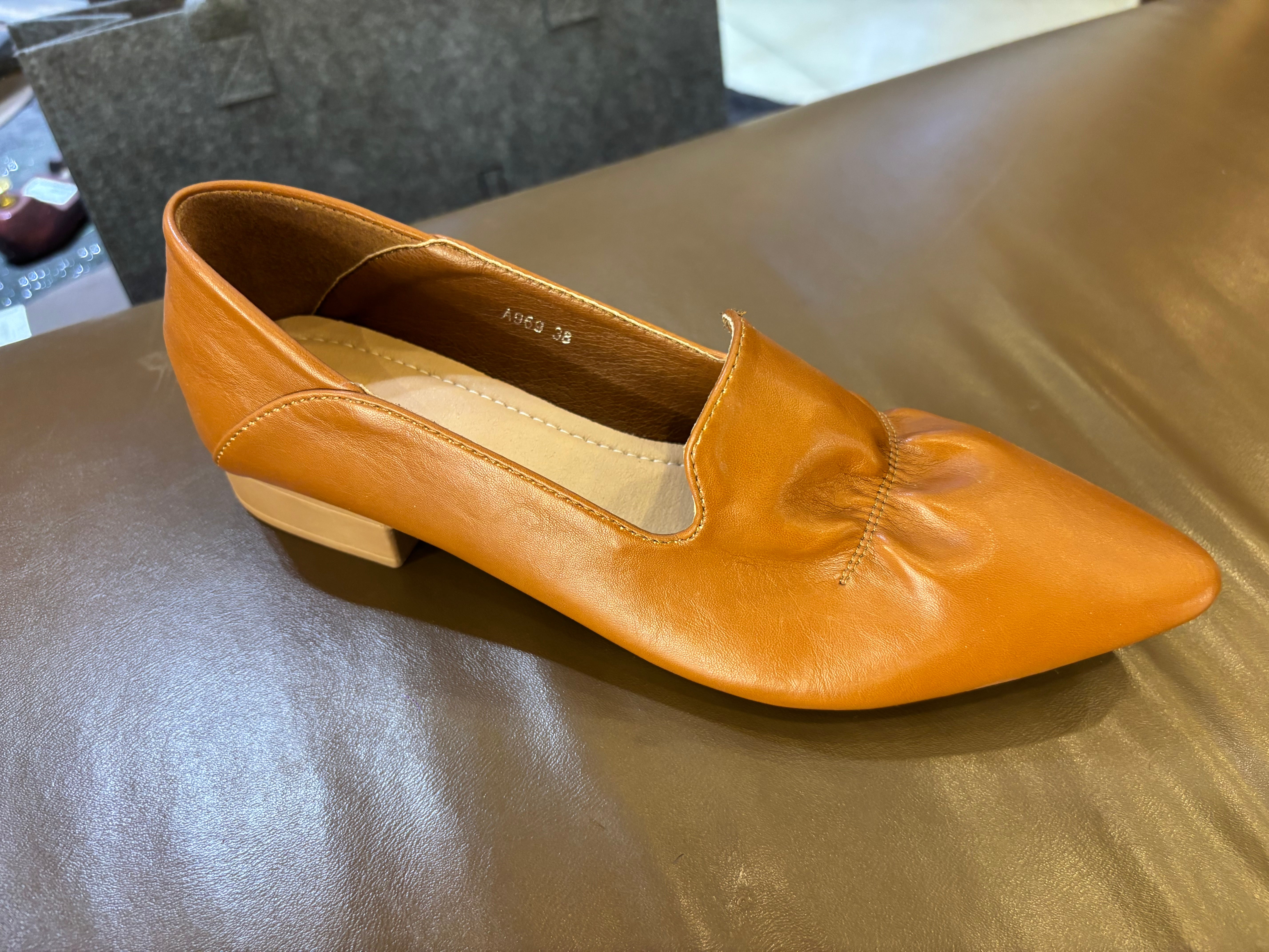 Lisbon Premium Leather Pointed Mid Heel Ballerinas