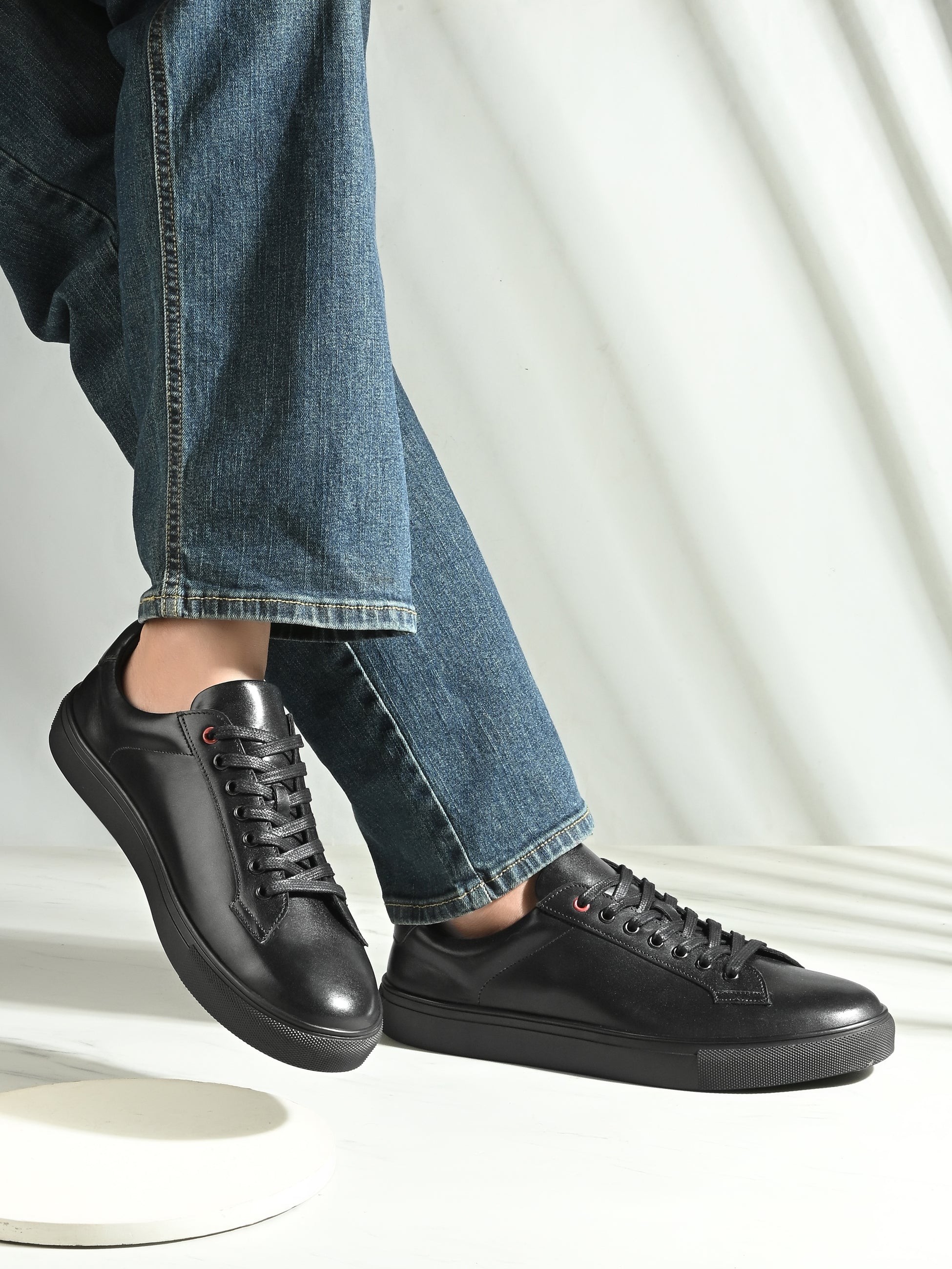 Rome Classic Leather Sneakers