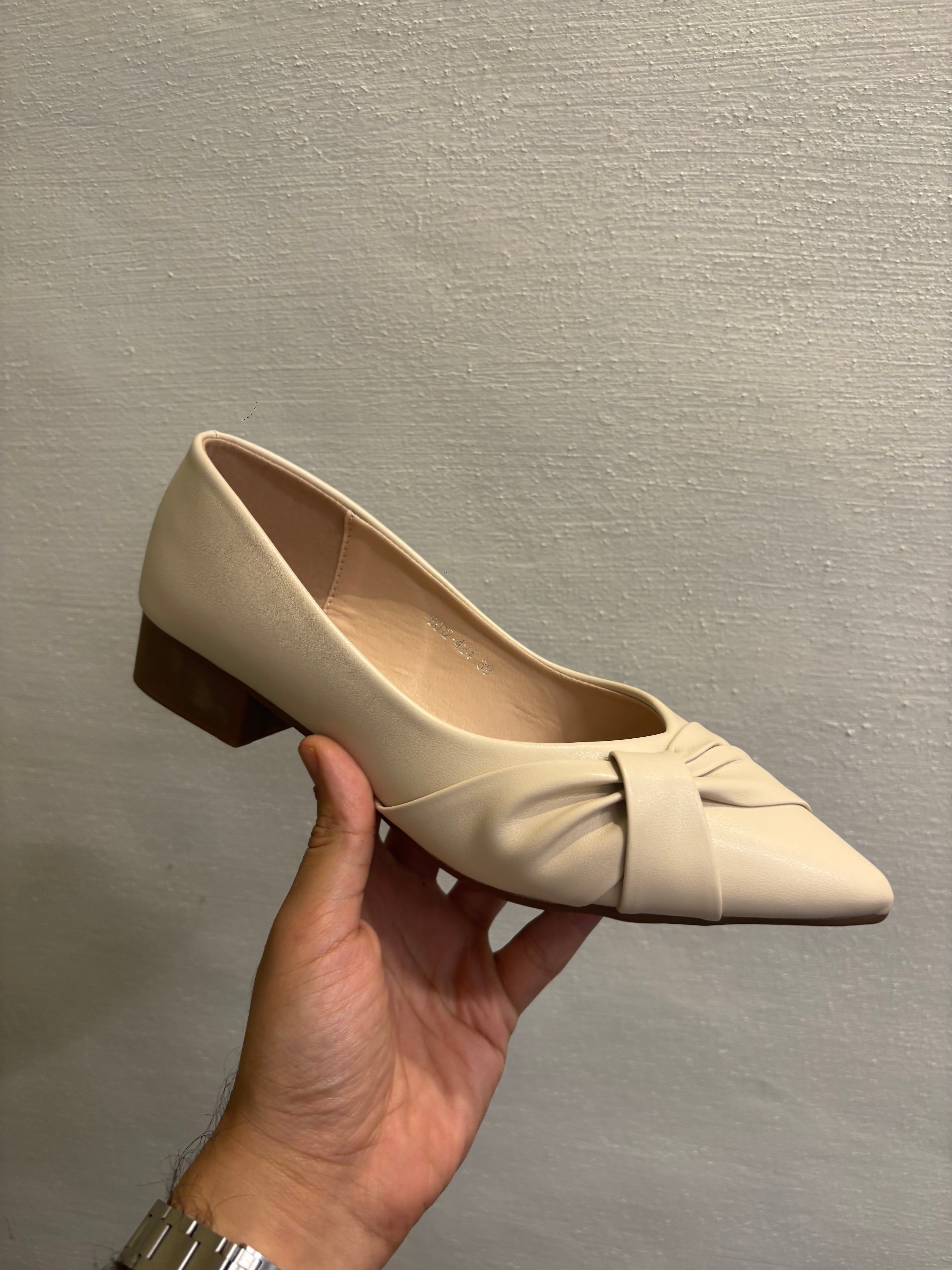 Amelie Swirl Pointed Mid Heel Ballerinas