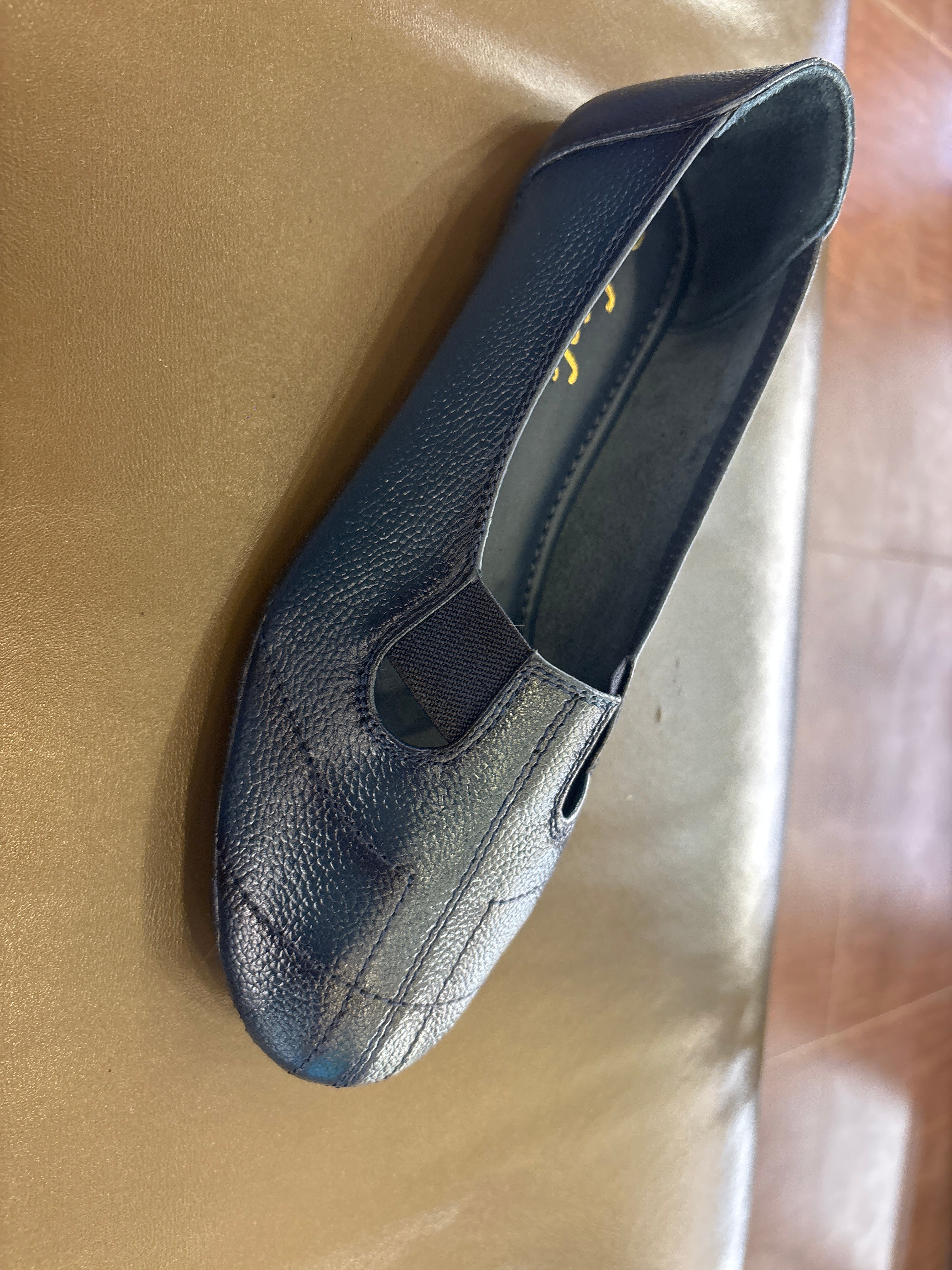 Ellie Classic Stitched Leather Elastic Ballerinas - The Heels India
