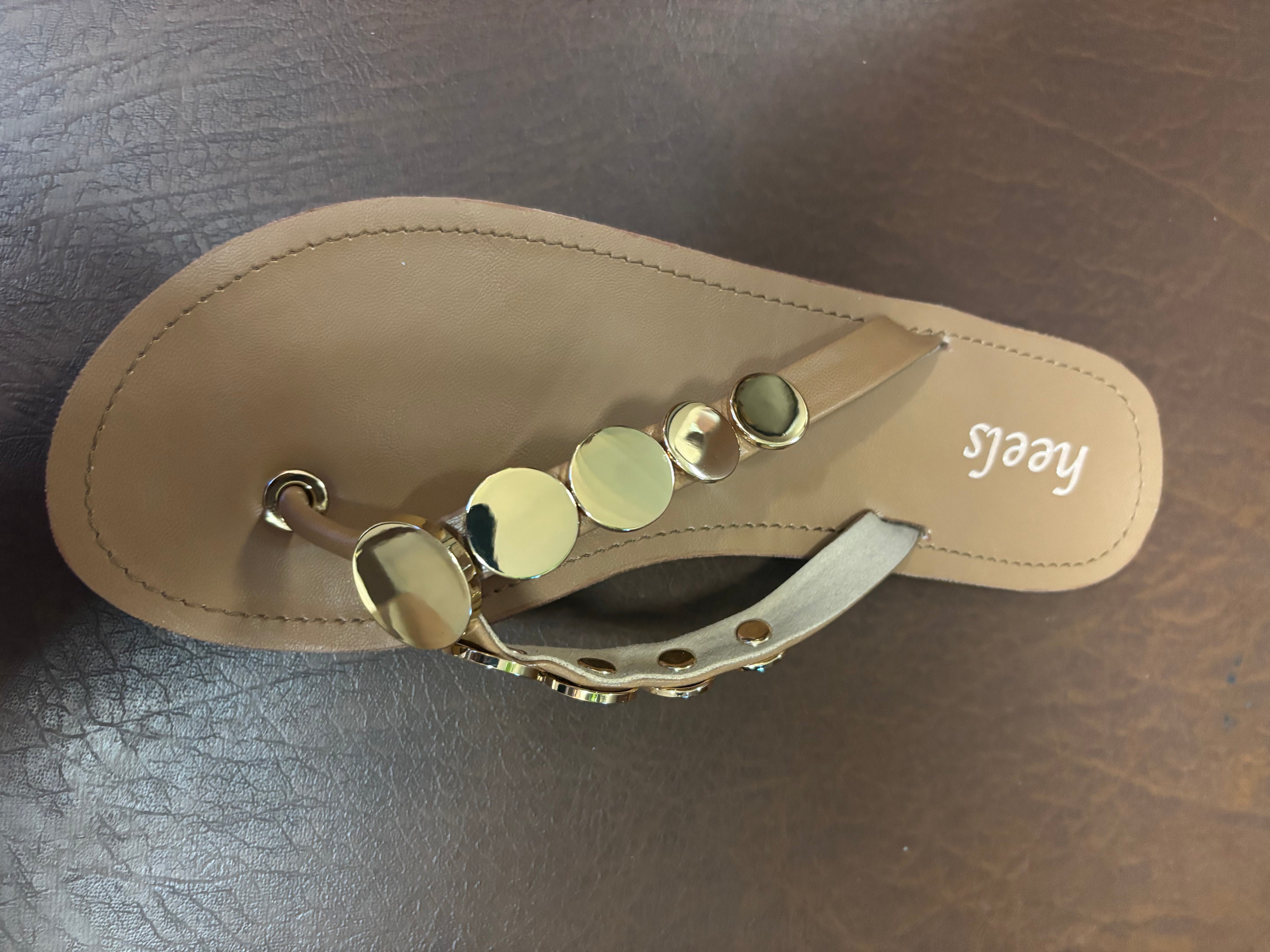 Nicolette Cushioned Coin V Strap Slippers