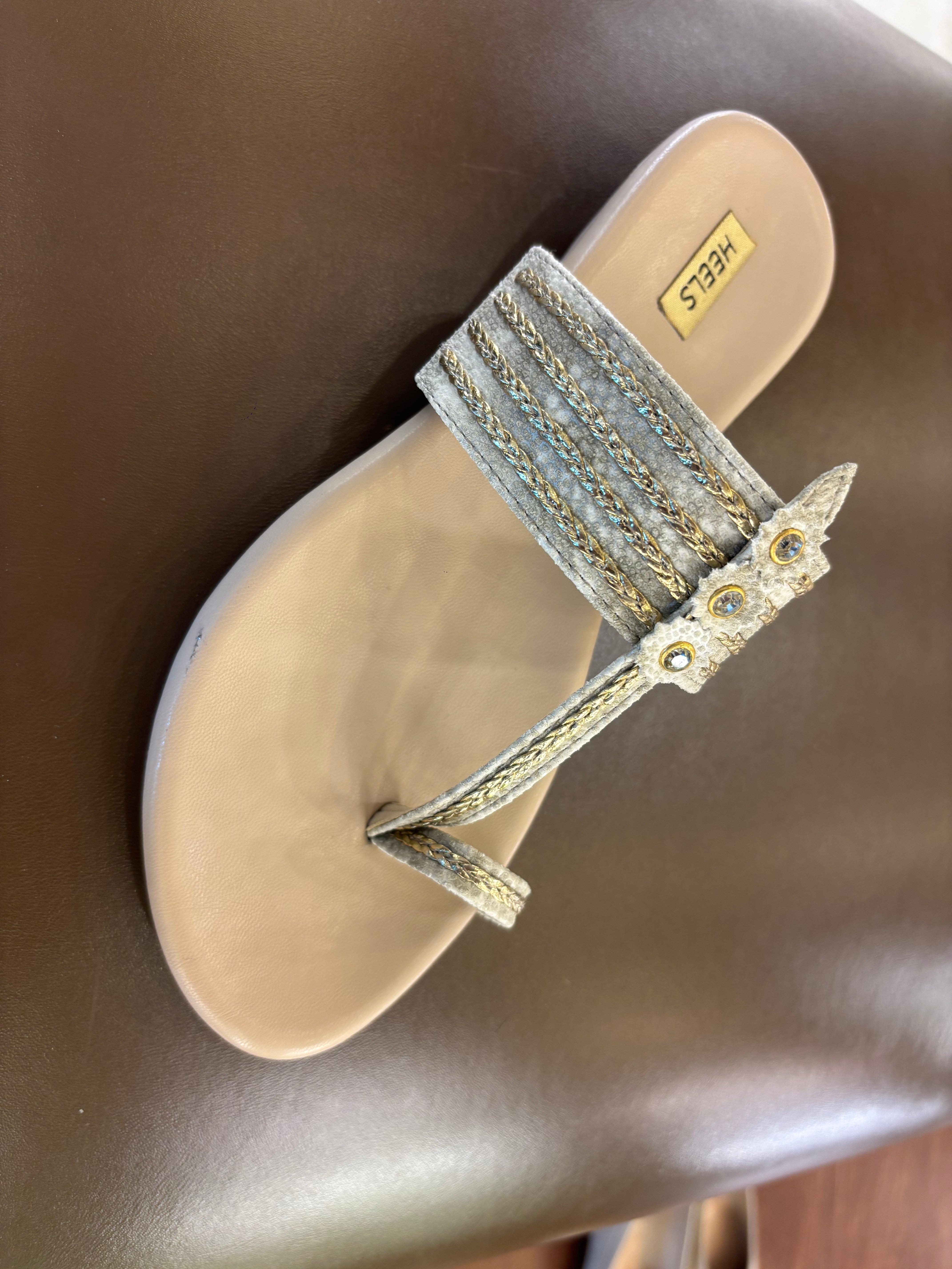 Alia Cushioned Kohlapuri Slippers