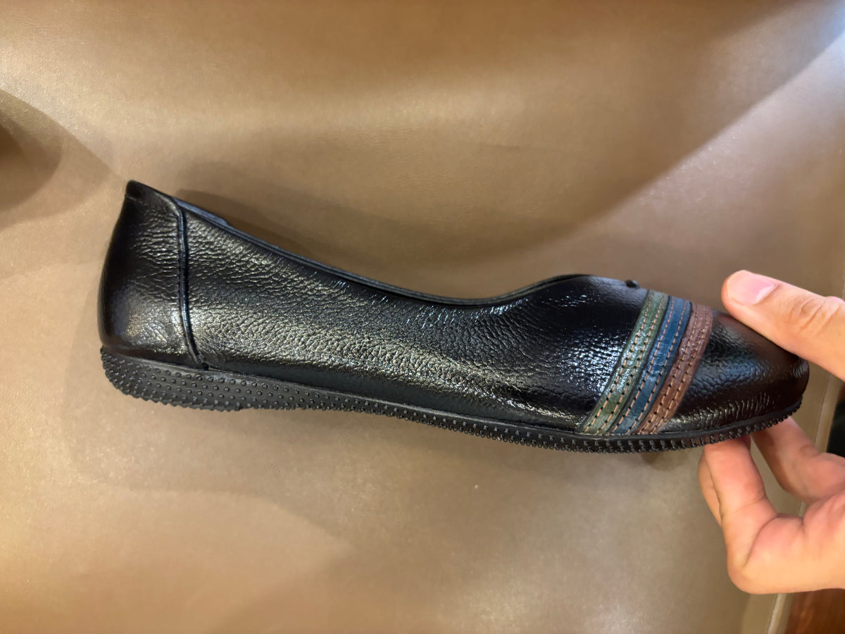 Stripes Classic Leather Loafers