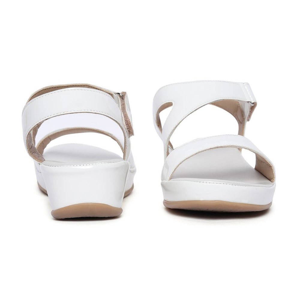 Beckett Cushioned Strap Sandals