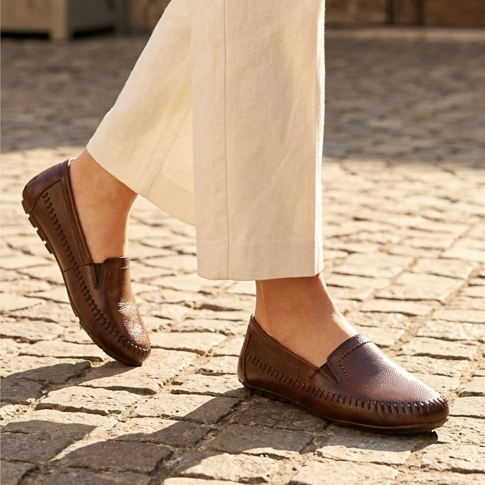 Lizzy Leather Classic Ballerinas - The Heels India
