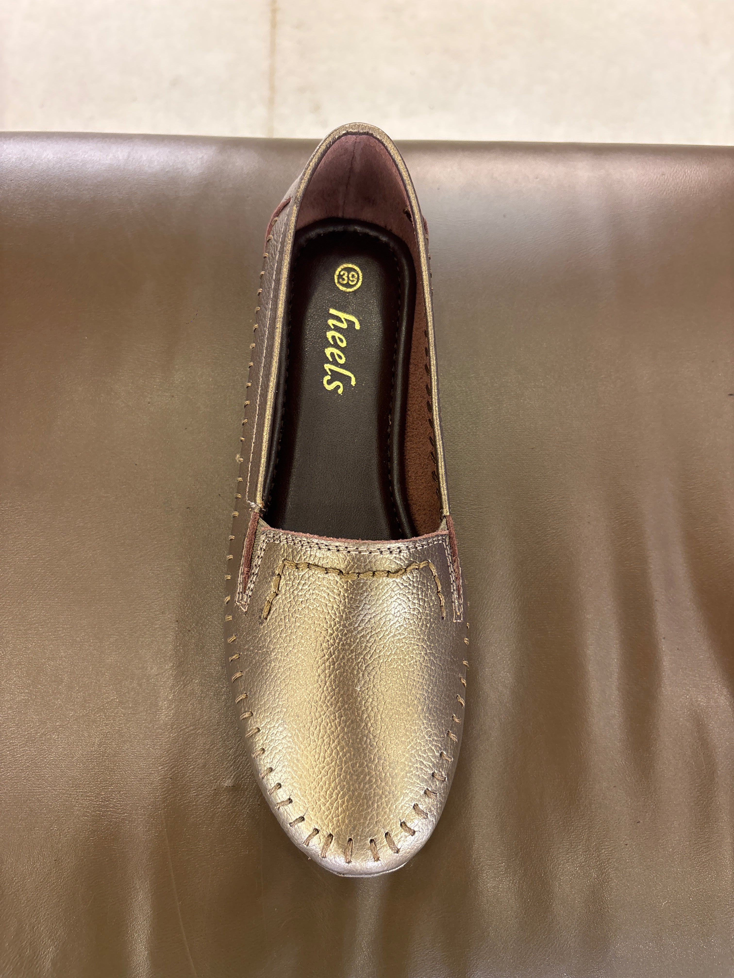 Lizzy Leather Classic Ballerinas - The Heels India