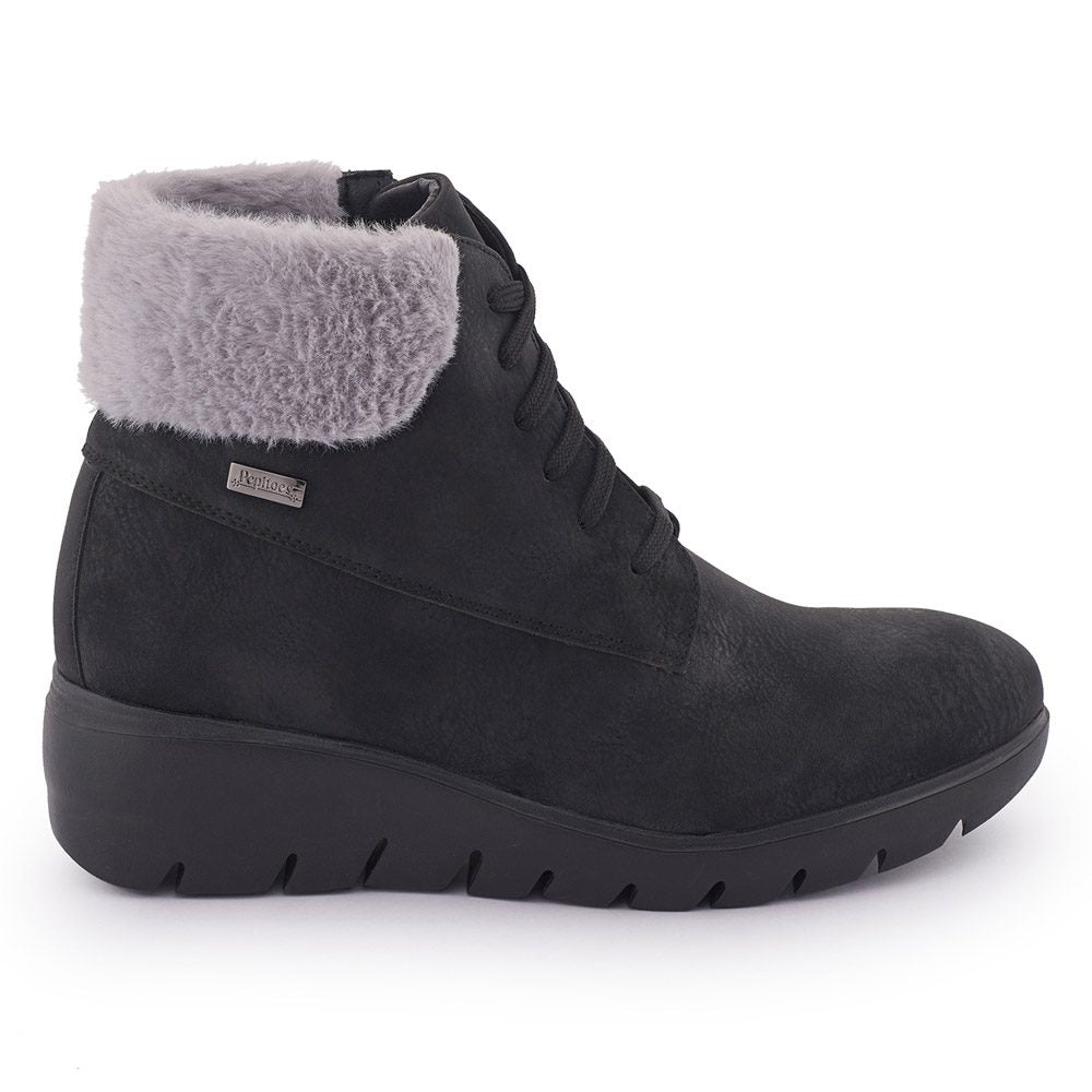 Leezu Black Vegan Fur Boots