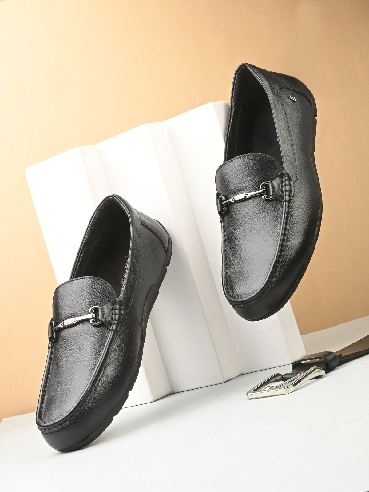 Pierce Leather Cushioned Loafers