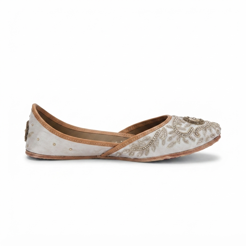 Yasmin Handcrafted Leather Juttis White - The Heels India