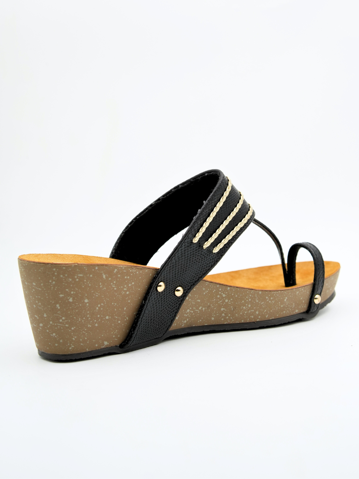 Zehra Wedge Heel Kohlapuris