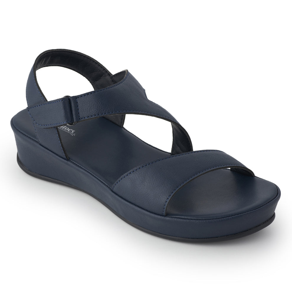 Beckett Cushioned Strap Sandals