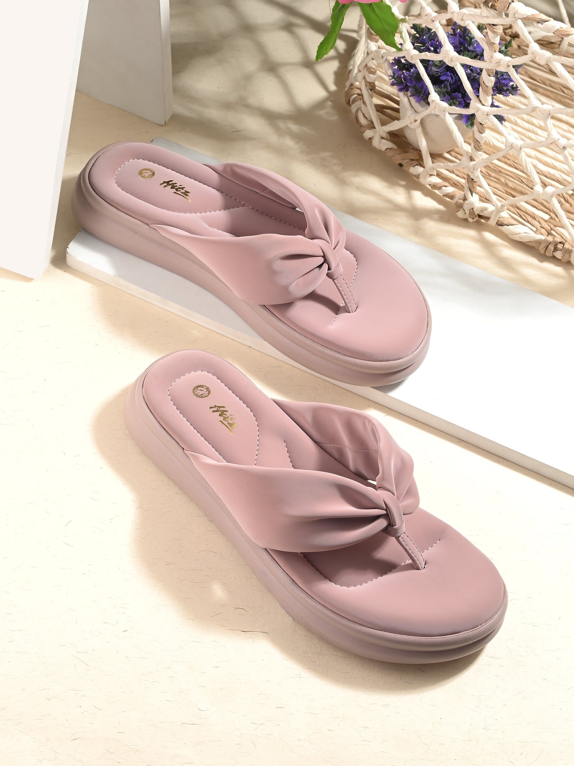 Liora V Cushioned Slippers
