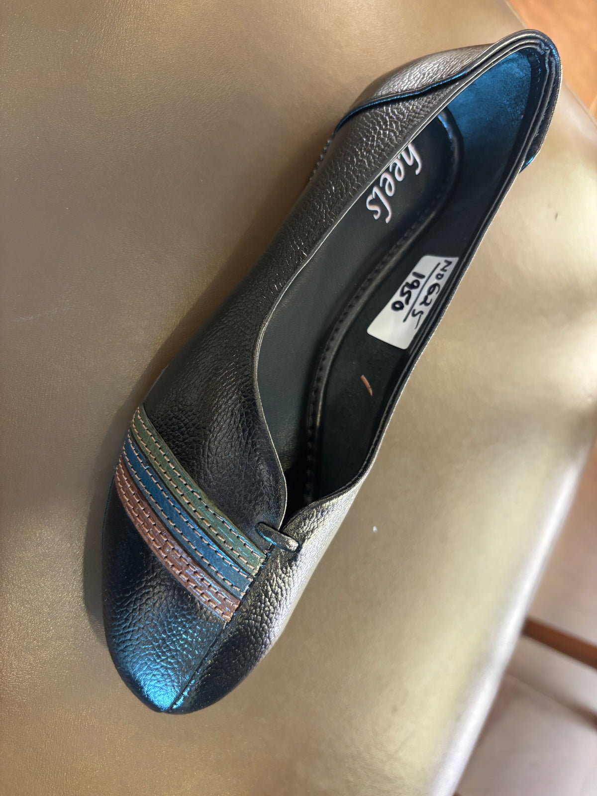 Stripes Classic Leather Loafers