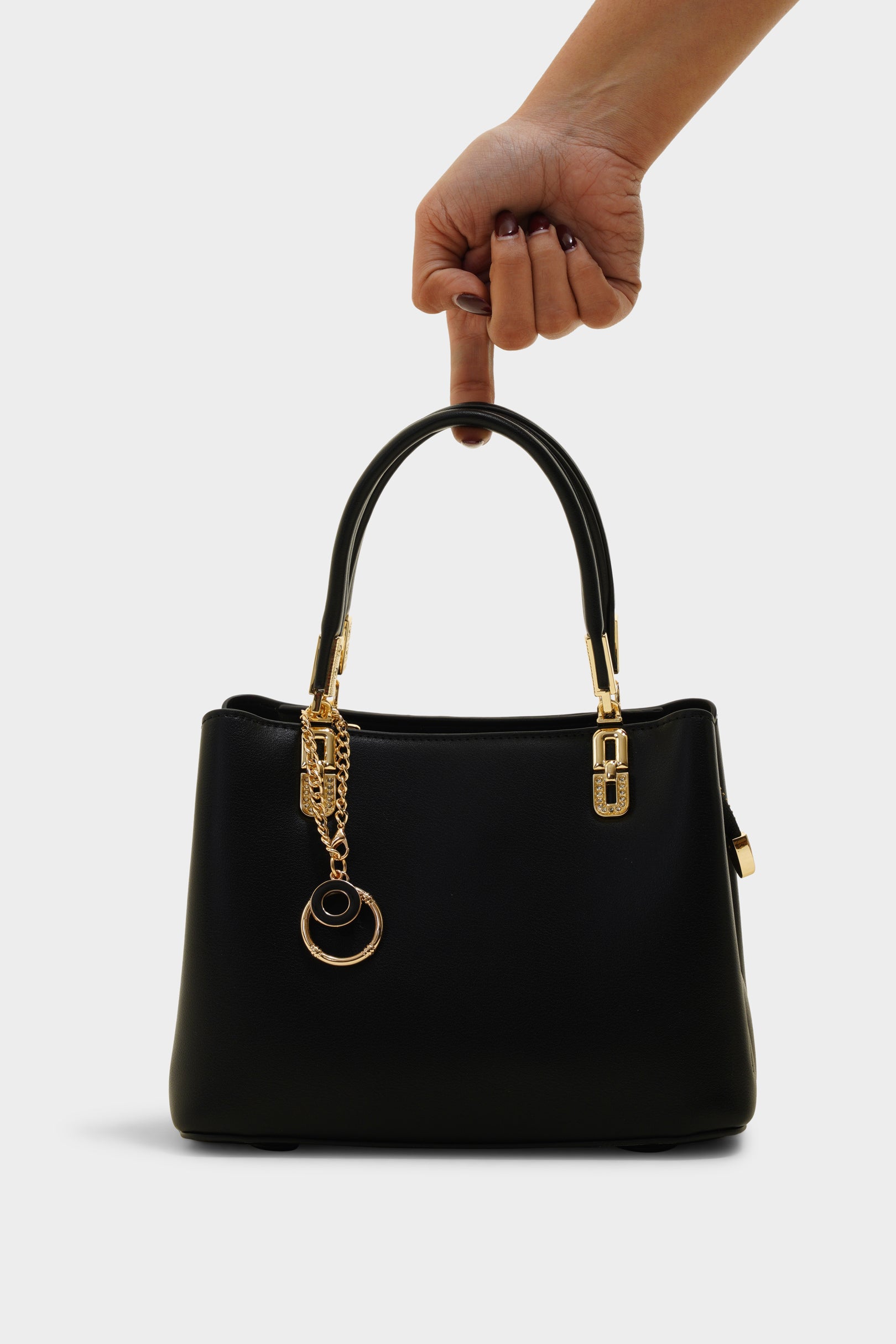Brooke black purse - The Heels India