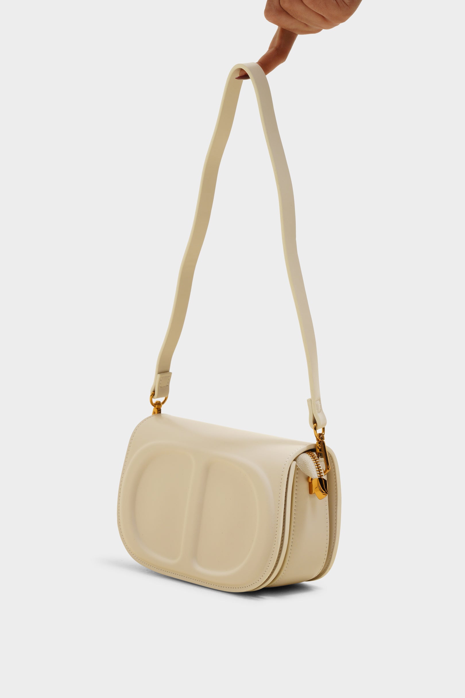 Gabriella white sling bag - The Heels India