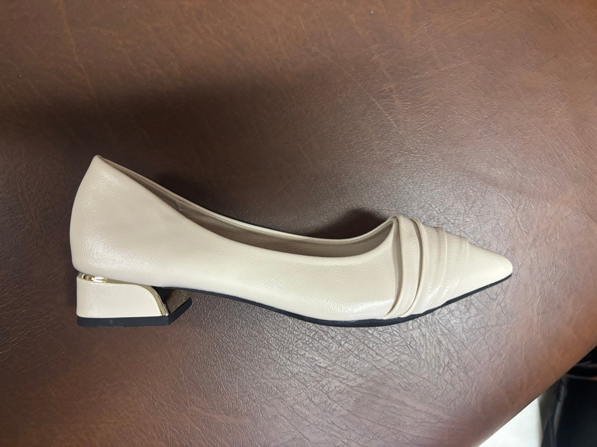 Hailey 2.0 Swirl Pointed Mid Heel Ballerinas