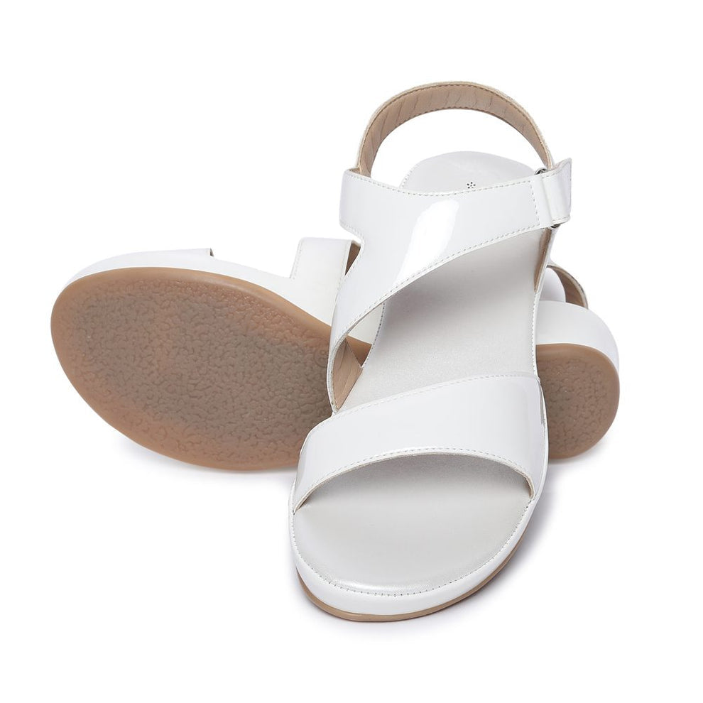 Beckett Cushioned Strap Sandals