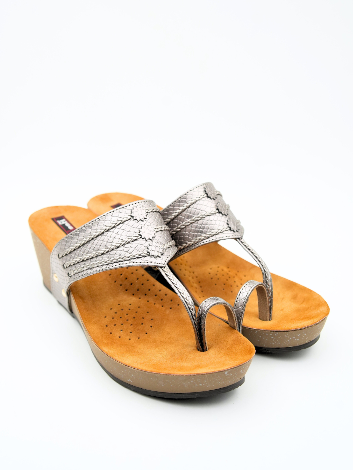Zehra Wedge Heel Kohlapuris