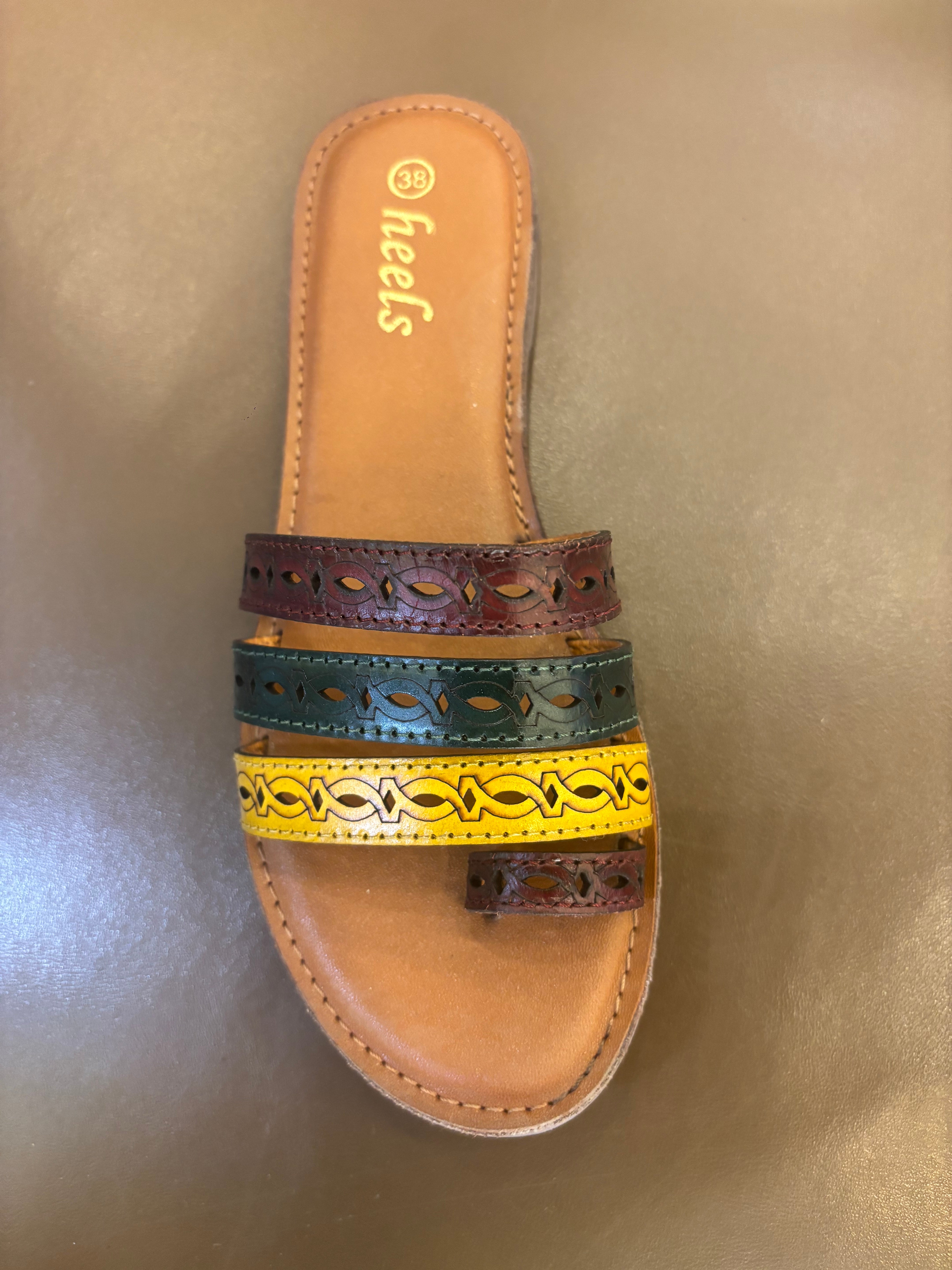 Delma Leather Strap Thumb Flat Sliders