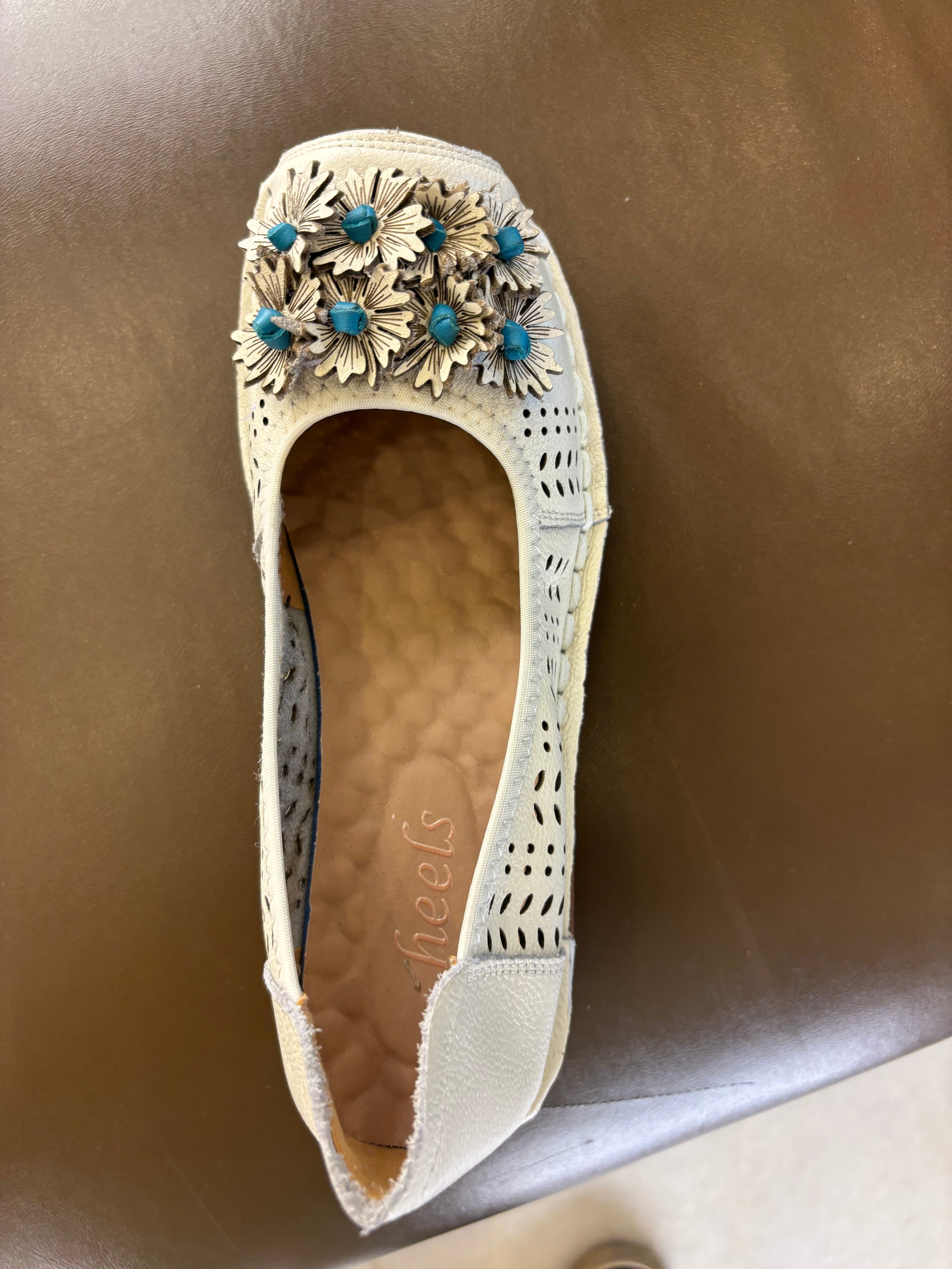 Flora 6.0 Premium Leather Cushioned Wedge Ballerinas