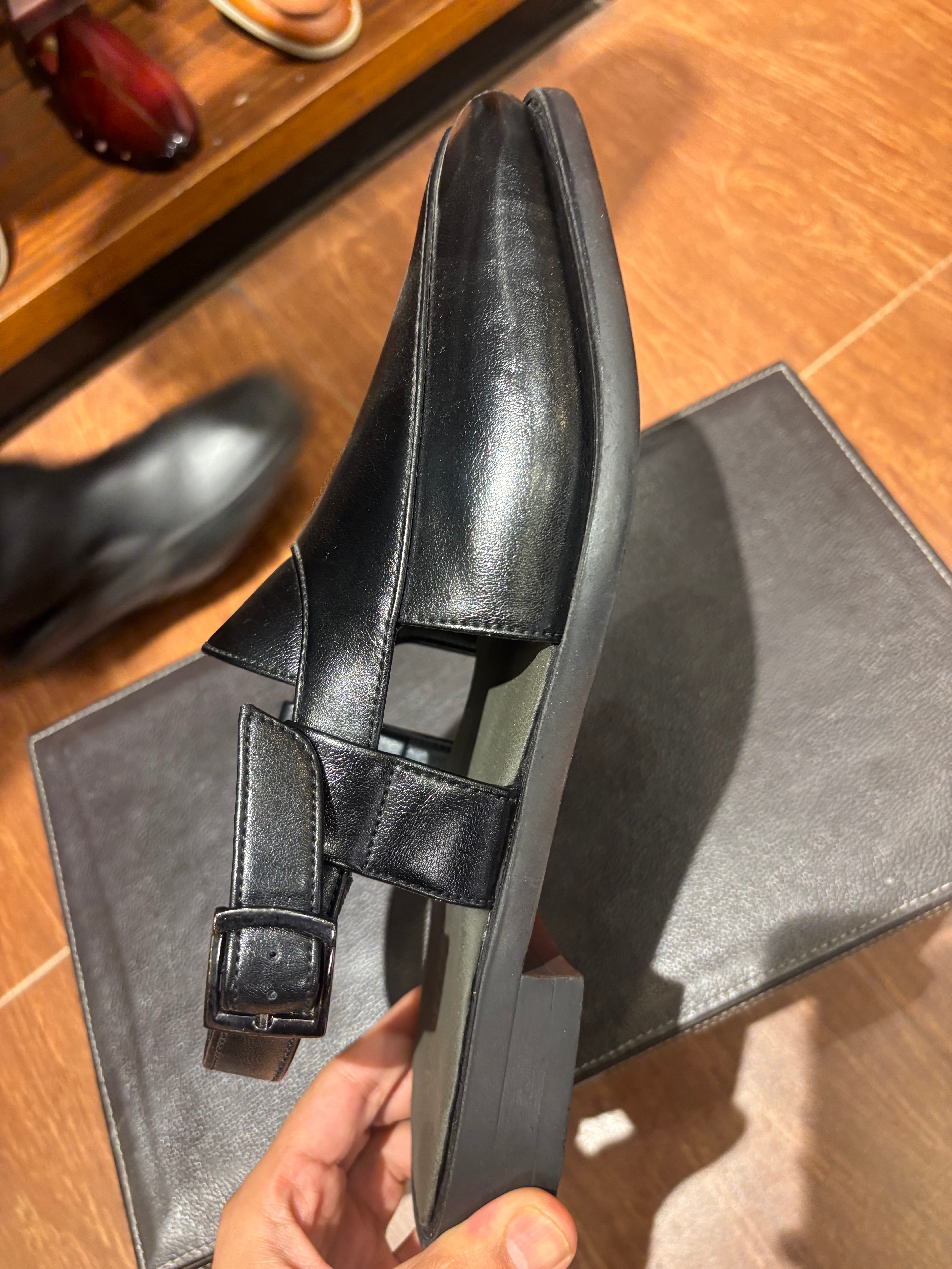 Darius Vegan Non Leather Peshawari Sandals