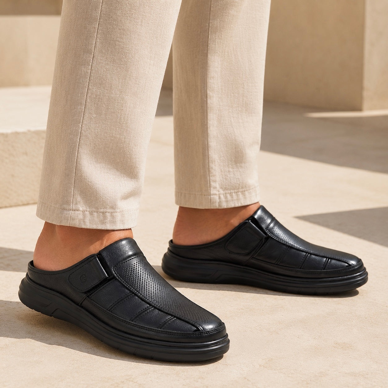 Ottavio Zero Gravity Leather Velcro Mules