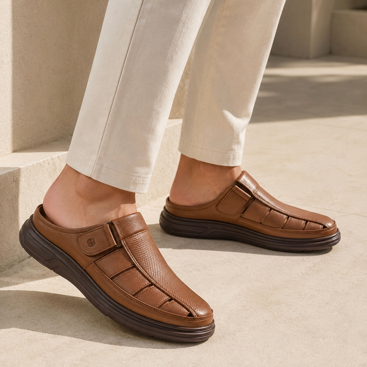 Ottavio Zero Gravity Leather Velcro Mules