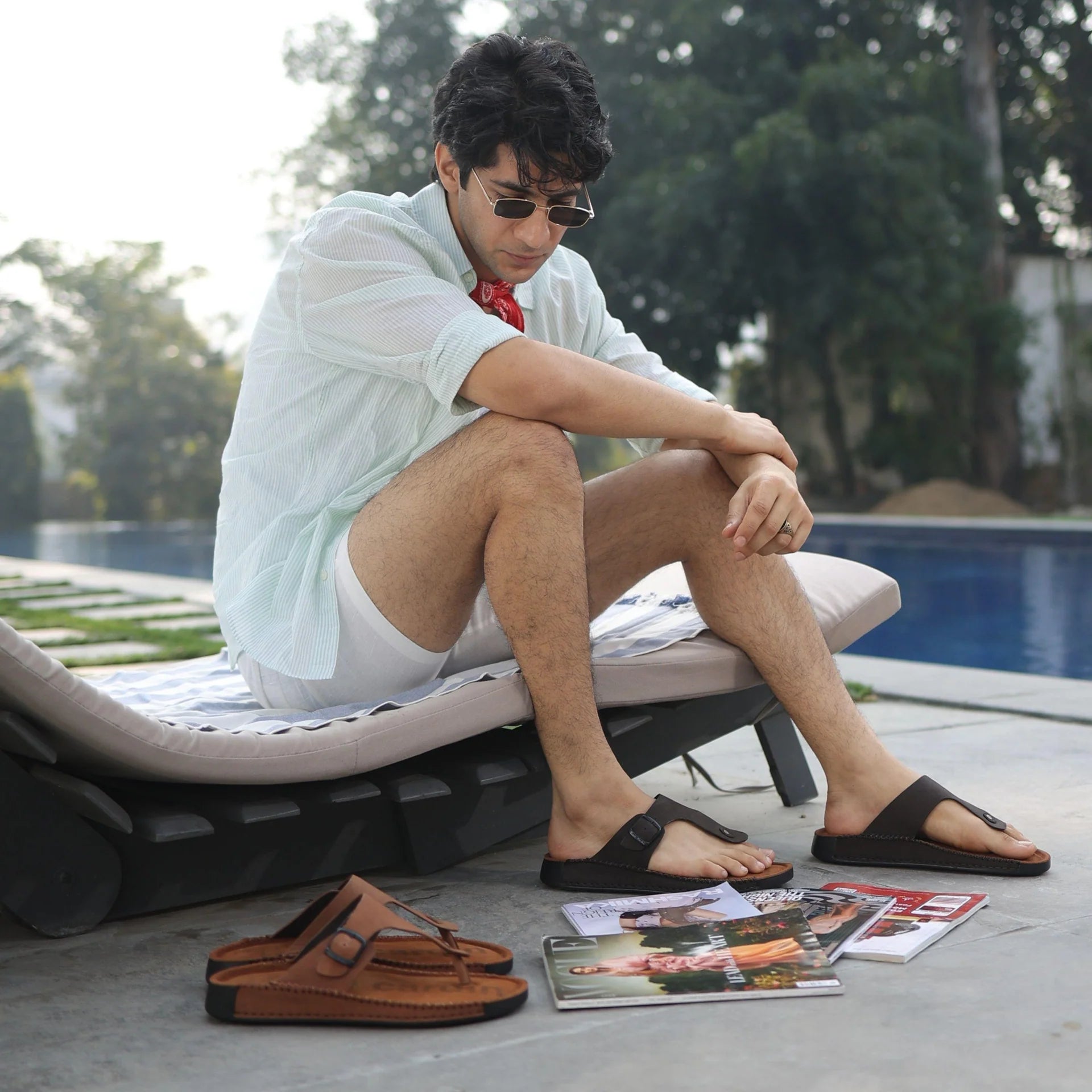 Riviera Leather Nubuck Thong Slippers