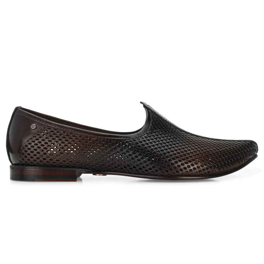 Lafattio Handcrafted Leather Juttis - The Heels India