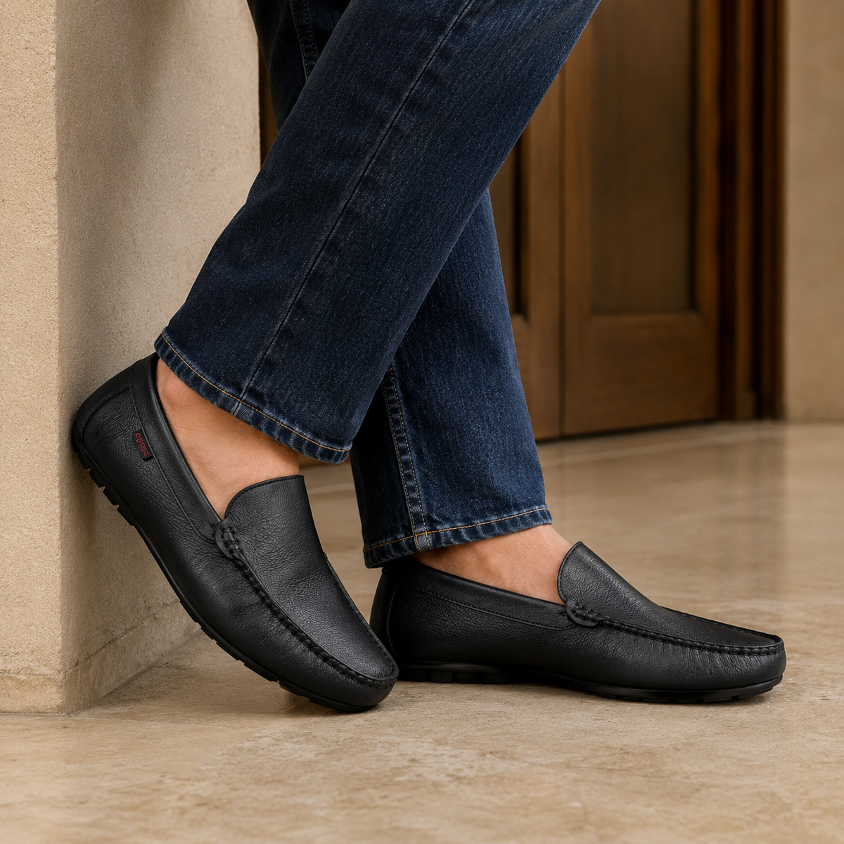 Cedar Plain Leather Cushioned Loafers - The Heels India